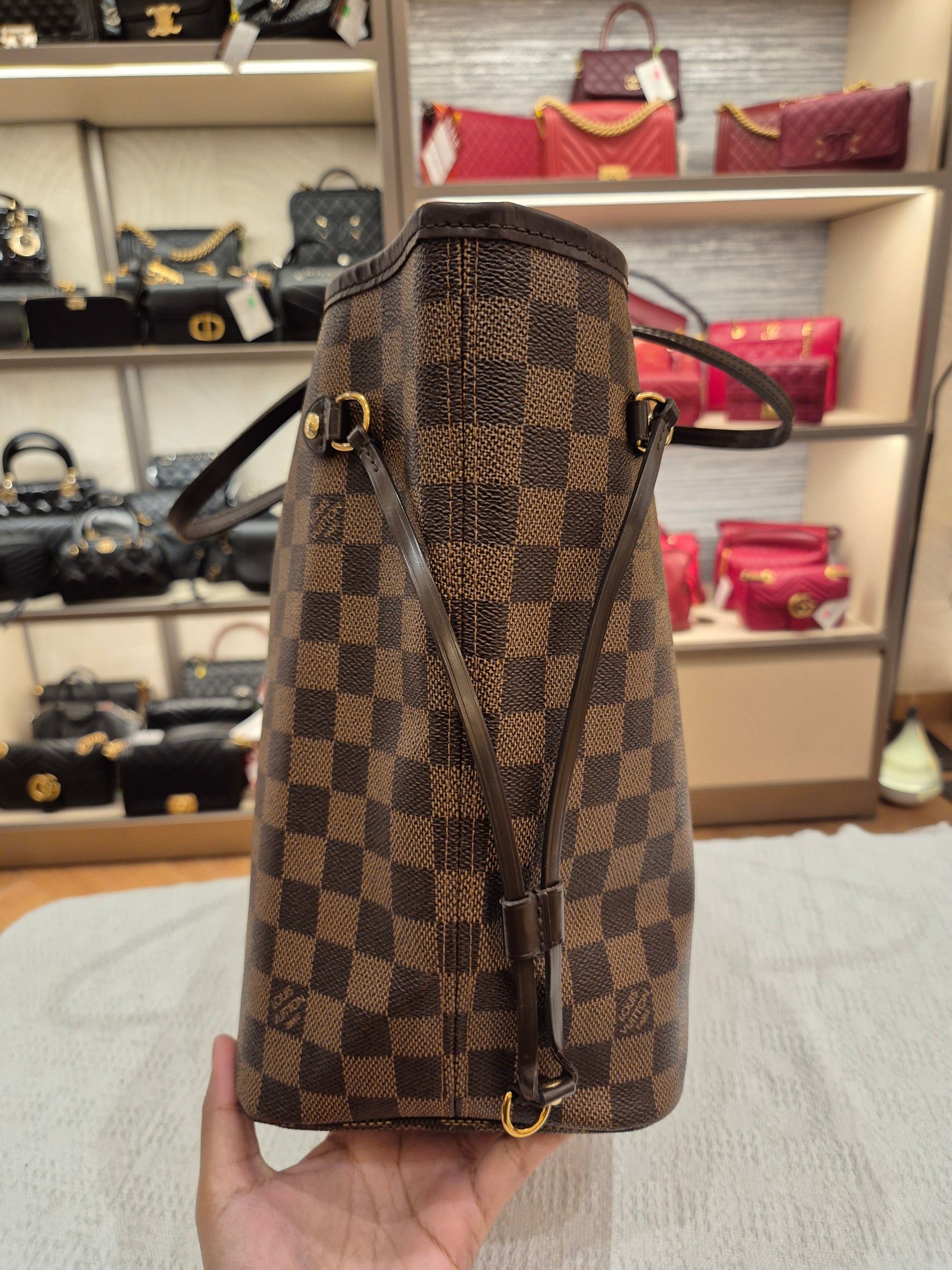 Louis Vuitton Neverfull MM