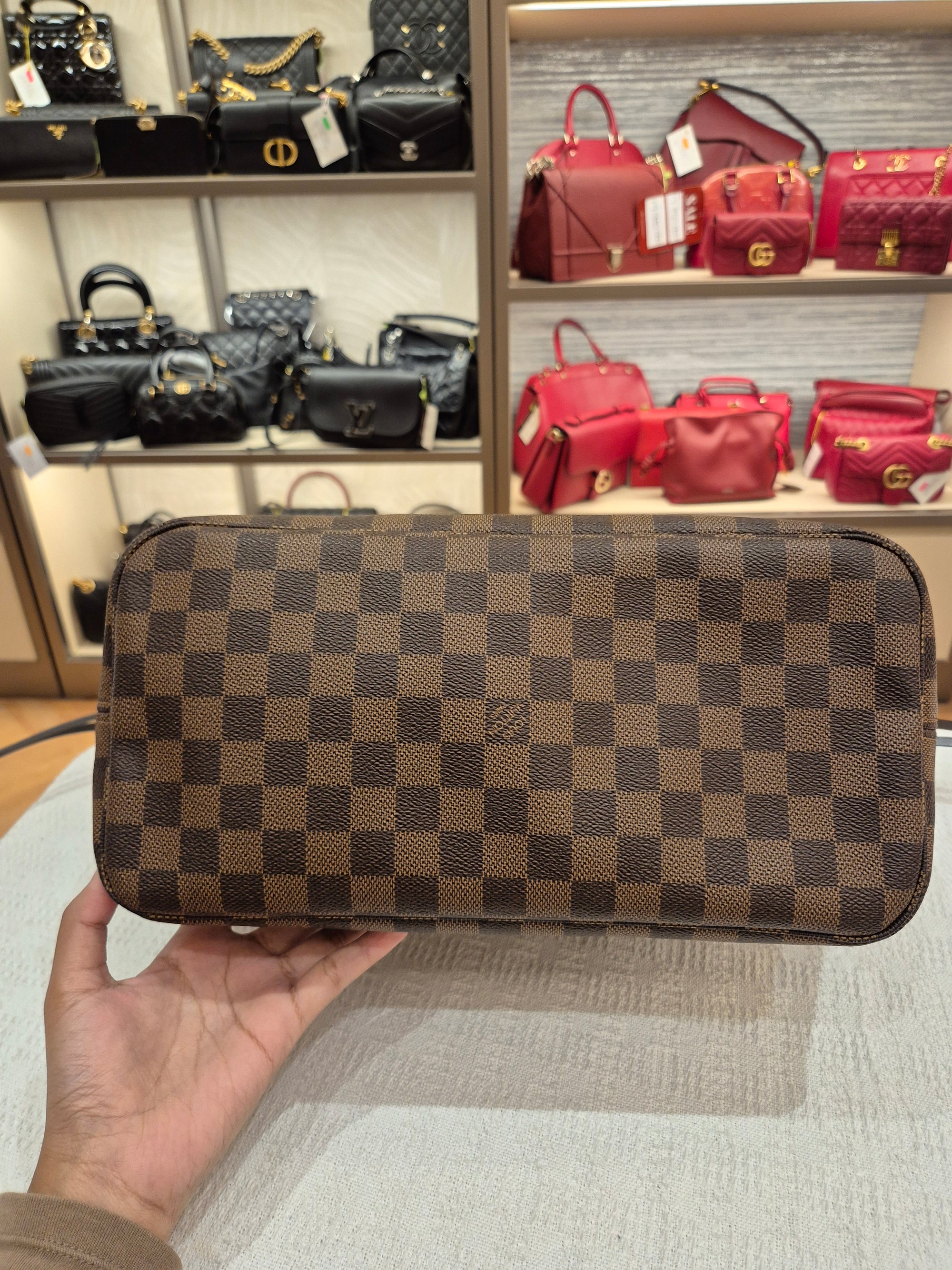 Louis Vuitton Neverfull MM