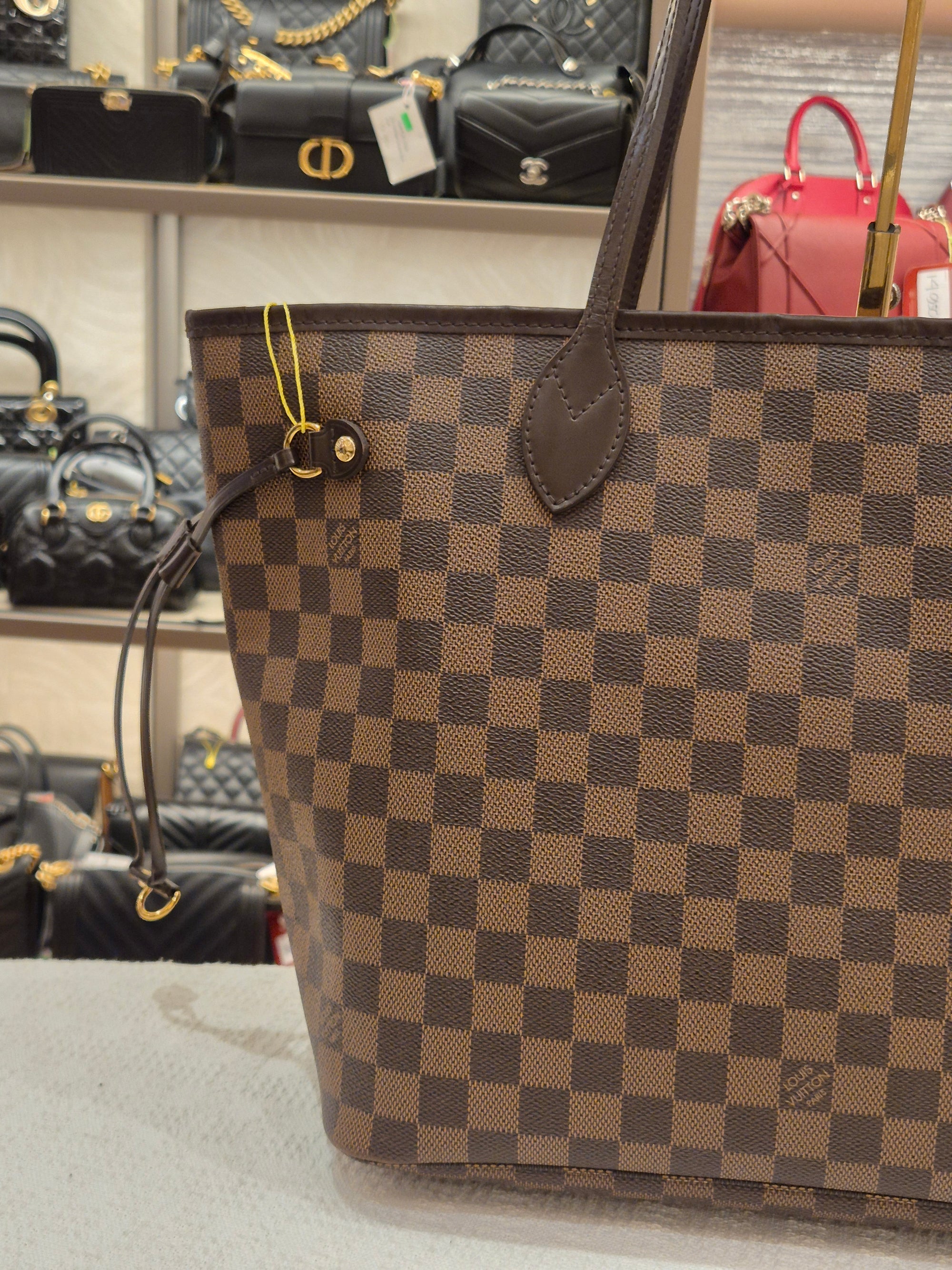 Louis Vuitton Neverfull MM