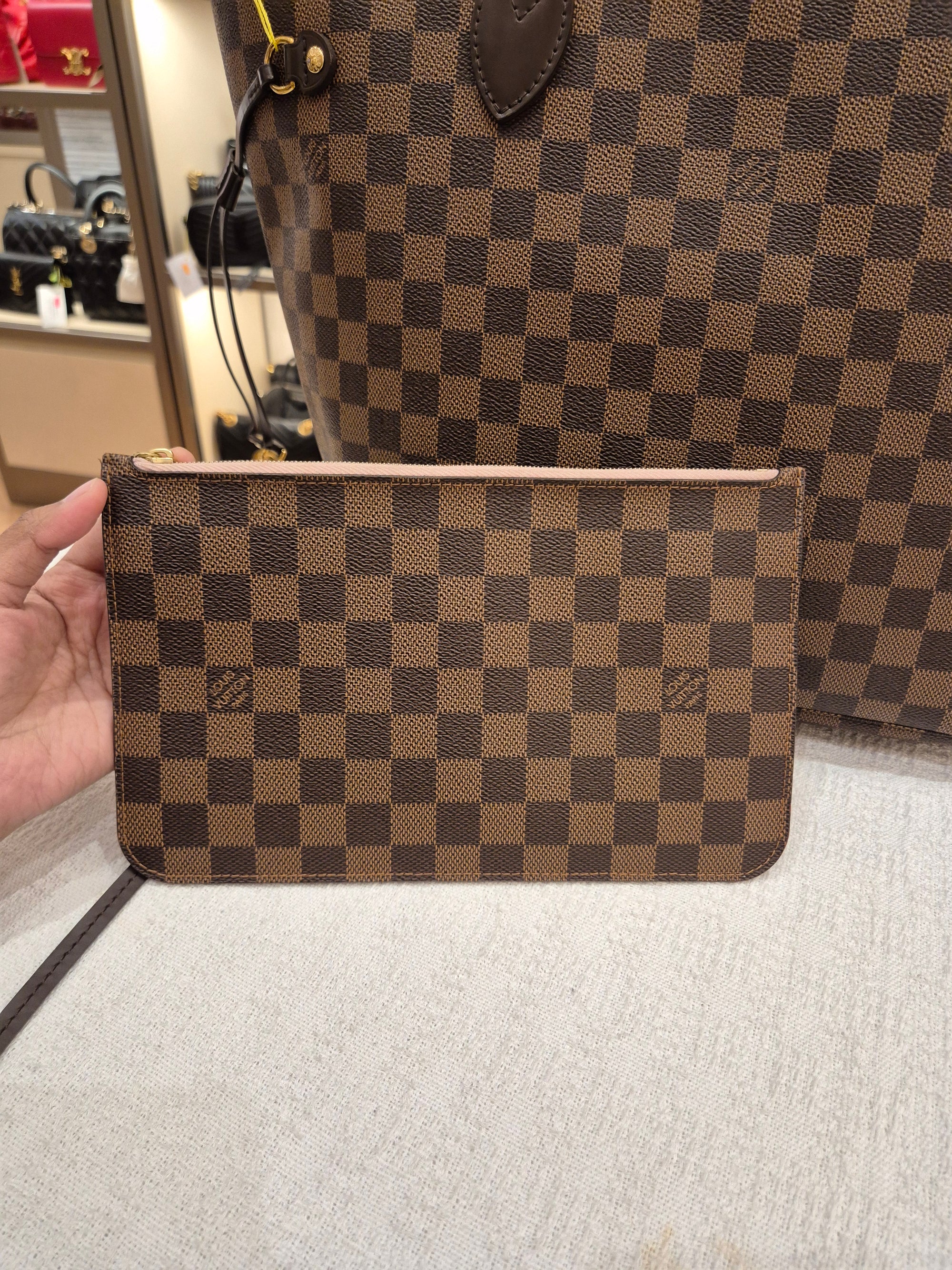 Louis Vuitton Neverfull MM
