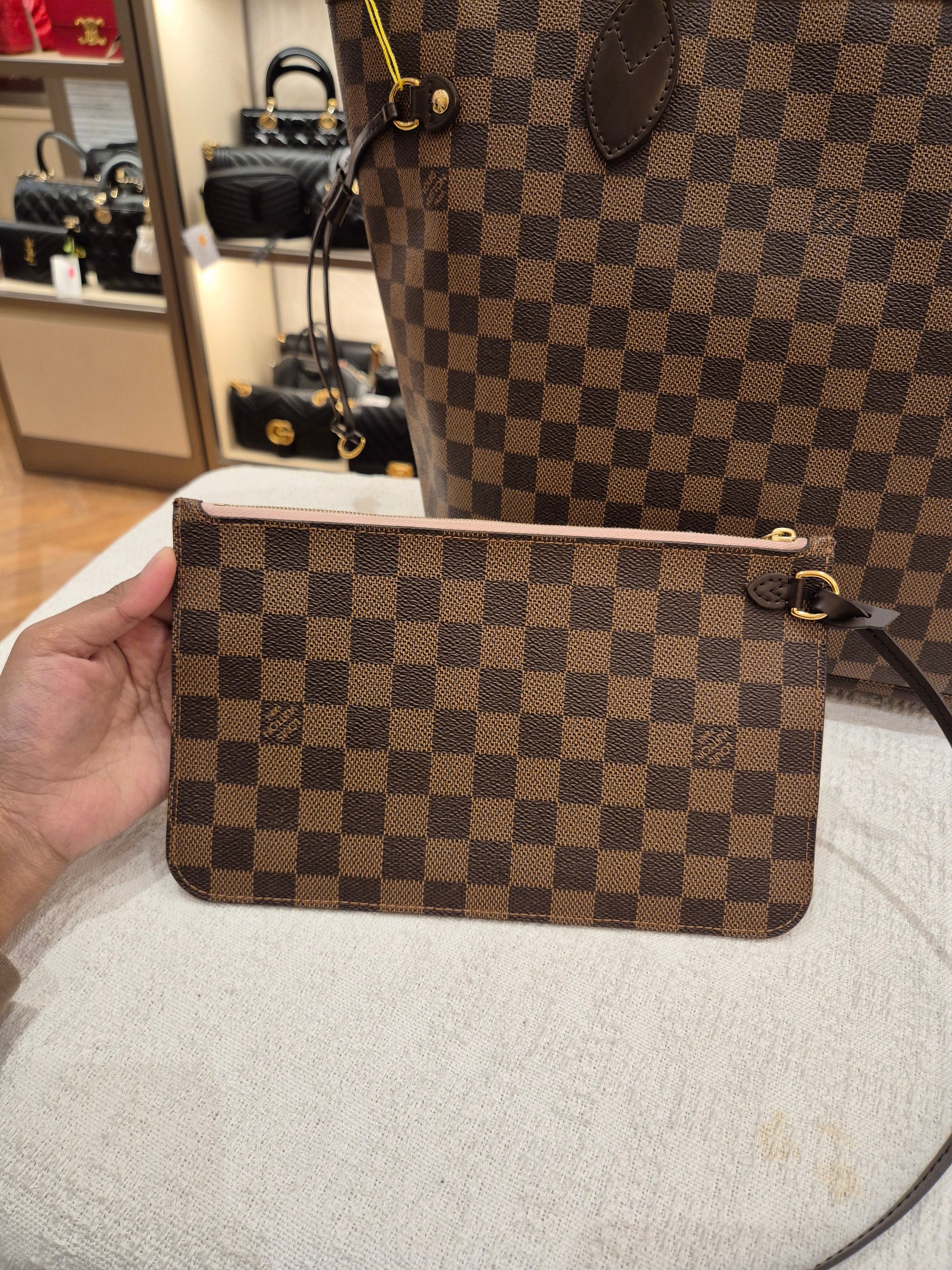 Louis Vuitton Neverfull MM