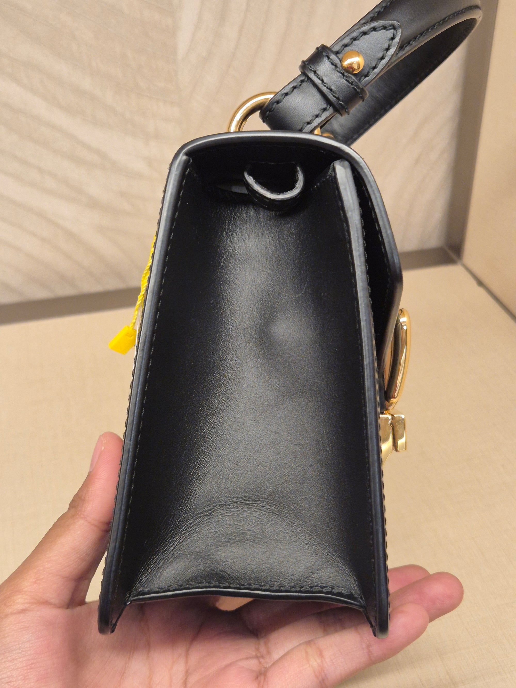 Gucci Sylvie Mini Tophand Black