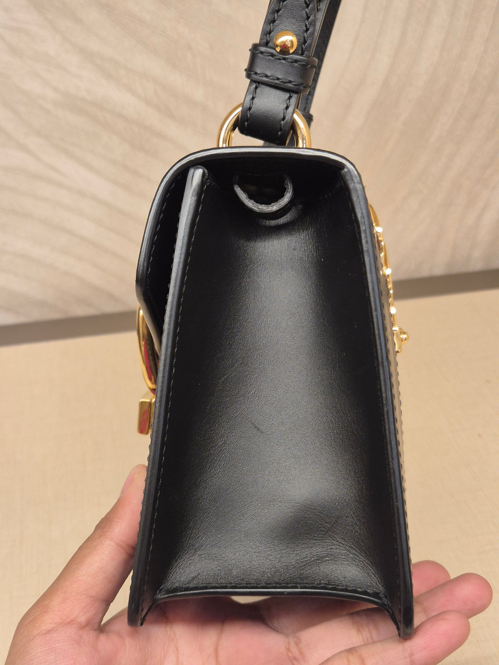 Gucci Sylvie Mini Tophand Black