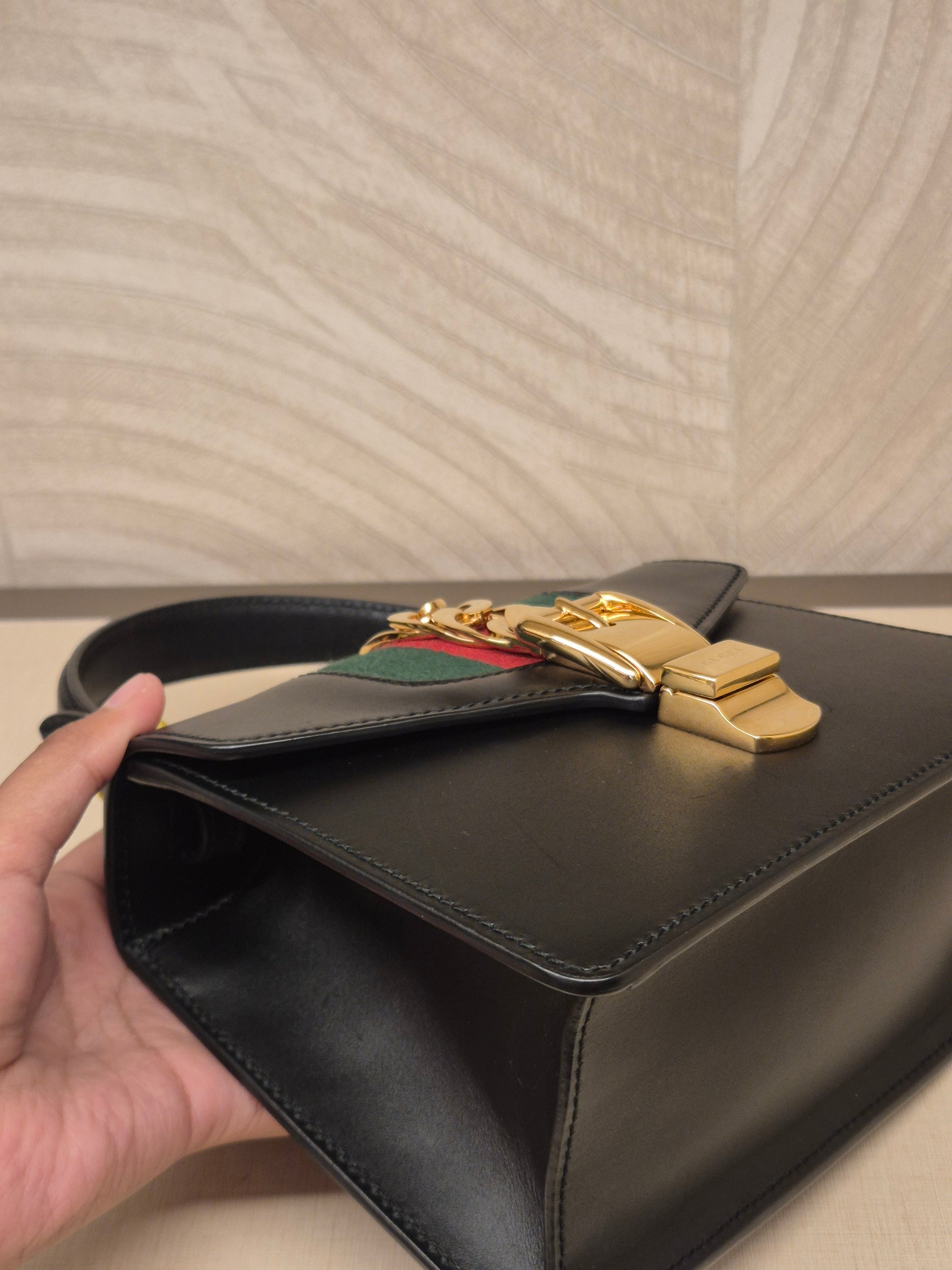 Gucci Sylvie Mini Tophand Black