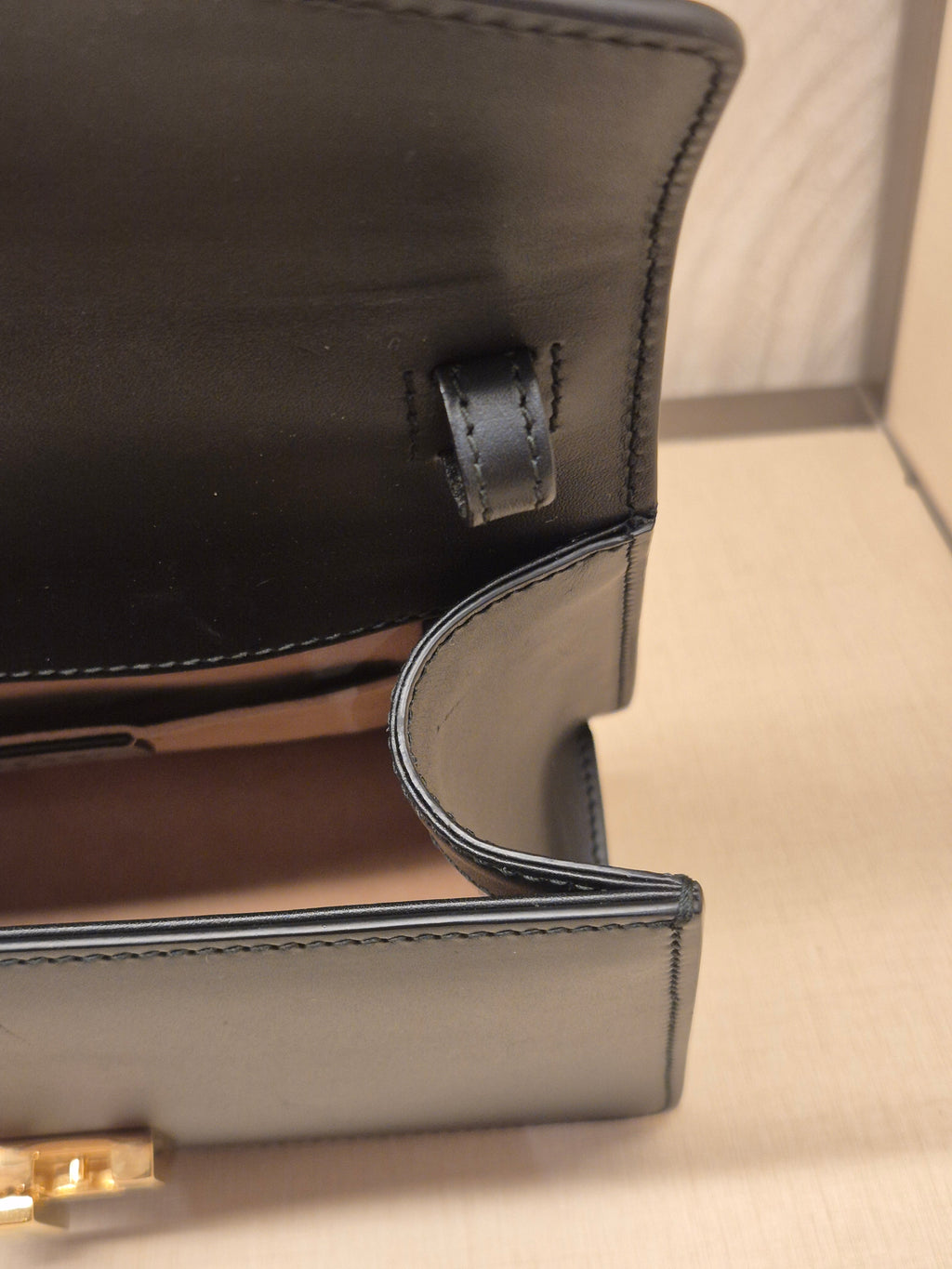 Gucci Sylvie Mini Tophand Black