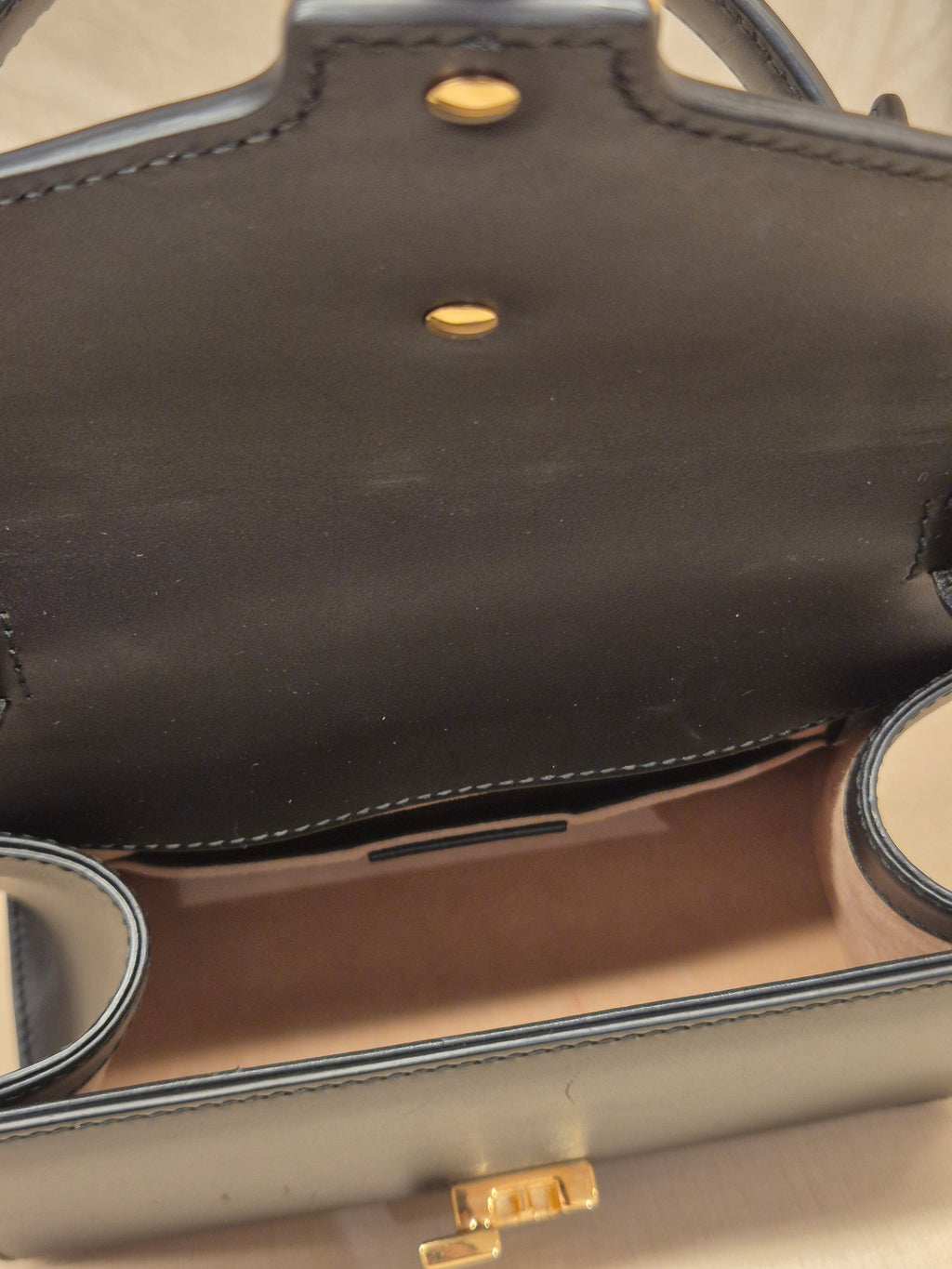 Gucci Sylvie Mini Tophand Black