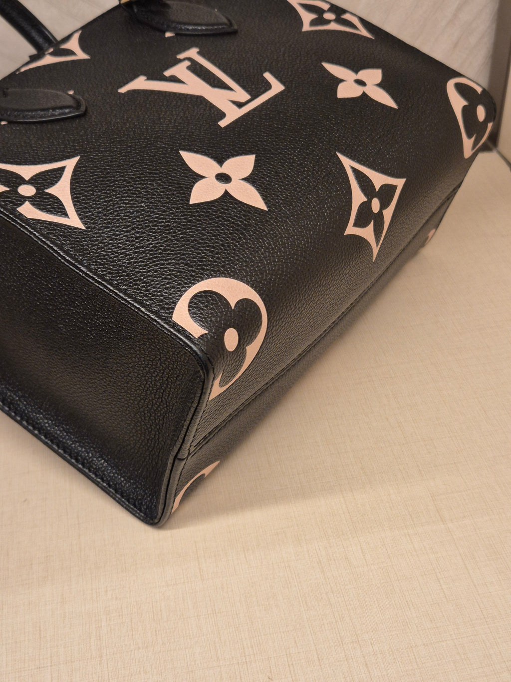 Louis Vuitton OTG Pm Emp Black Bicolor