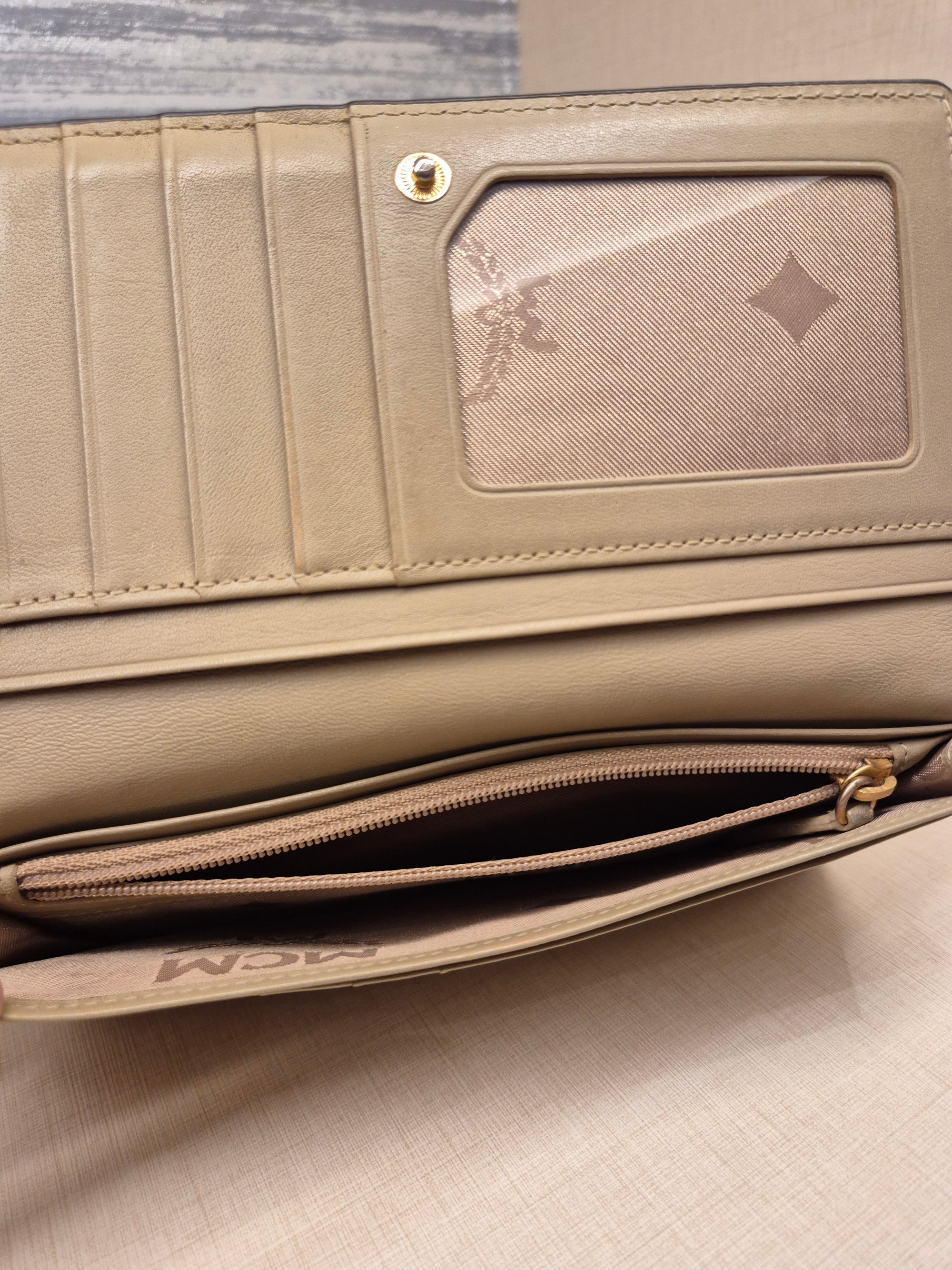 MCM Long Wallet Croco Brown