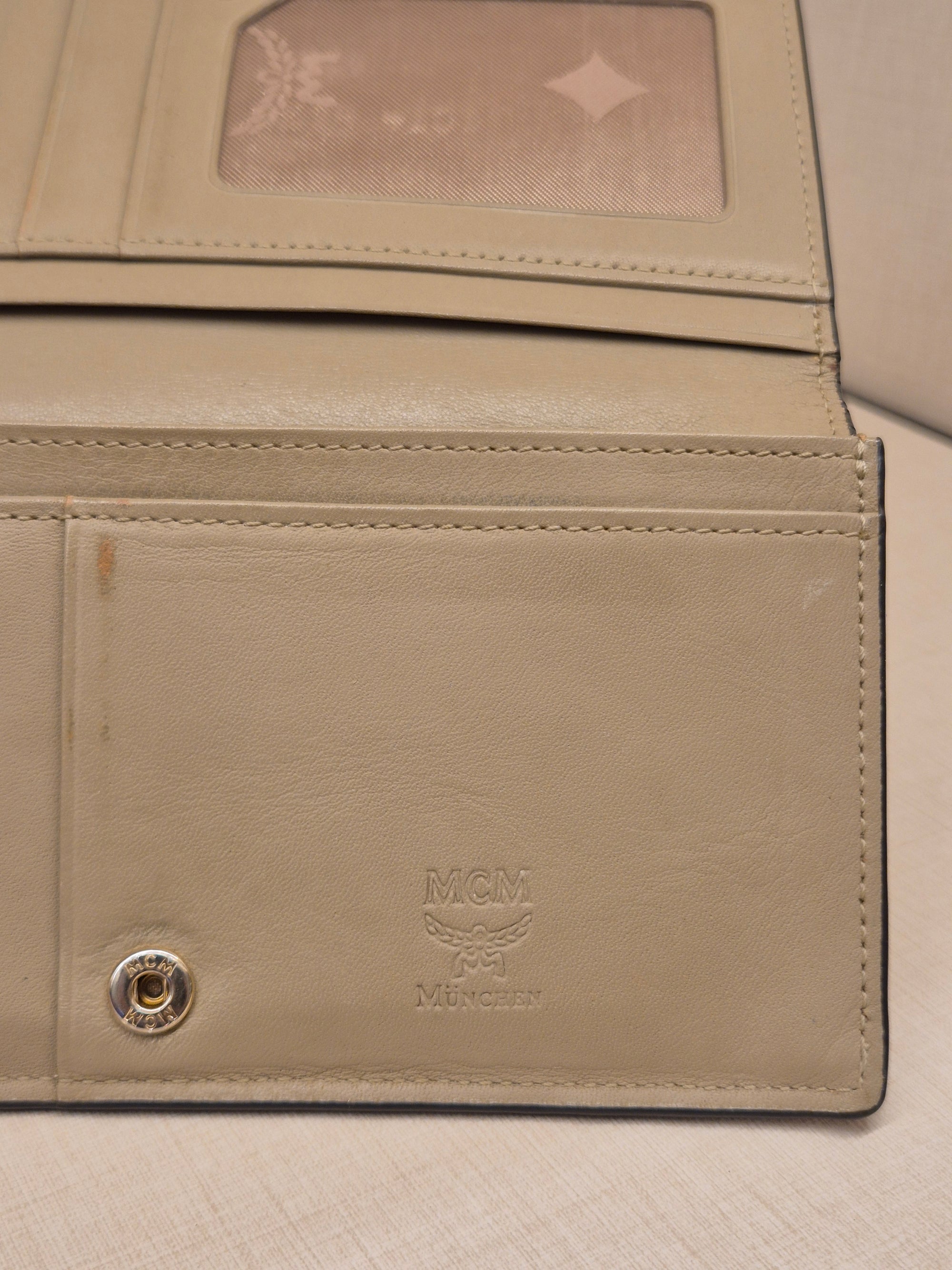 MCM Long Wallet Croco Brown