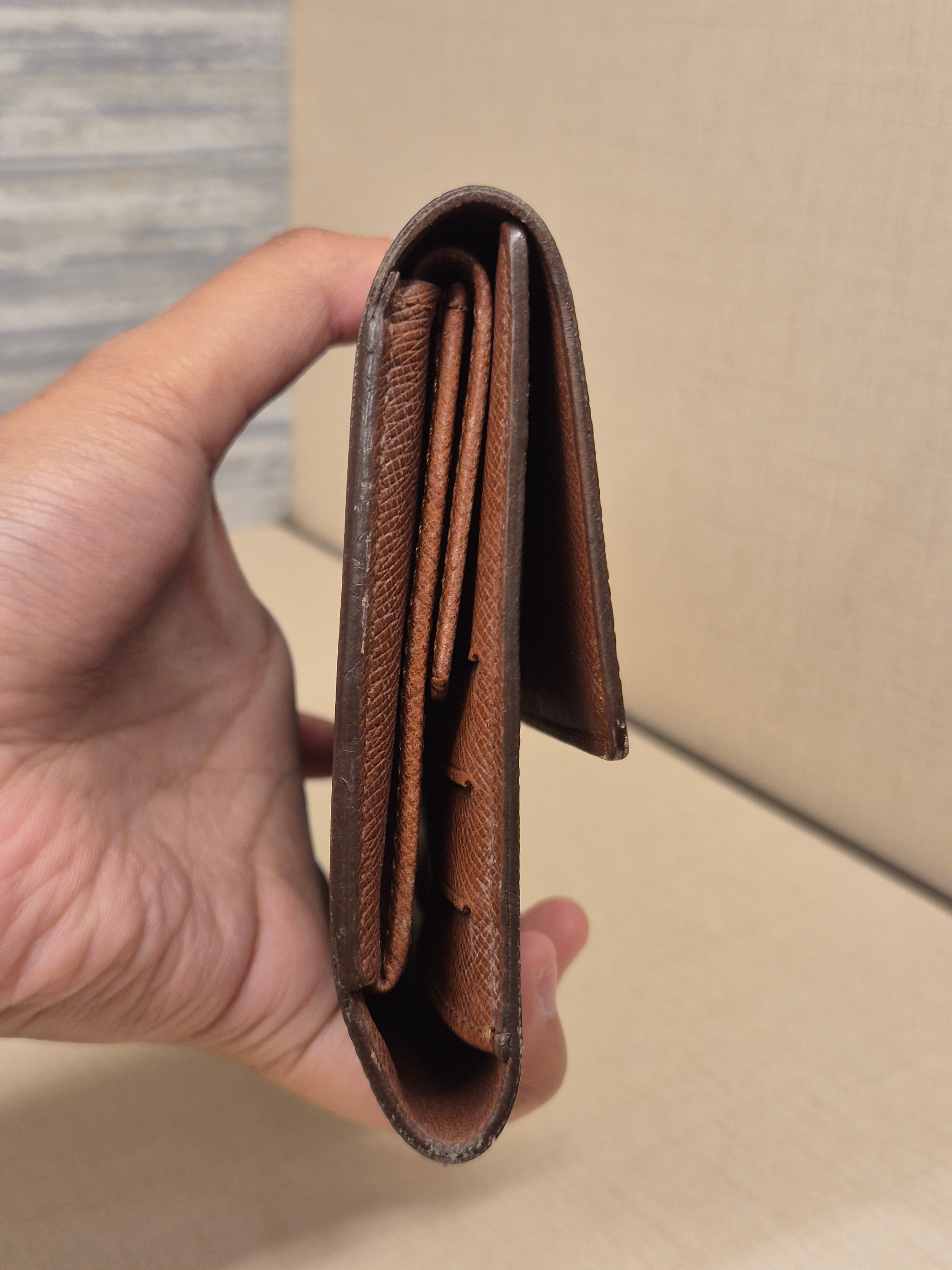 Louis Vuitton Sarah Long Wallet Monogram