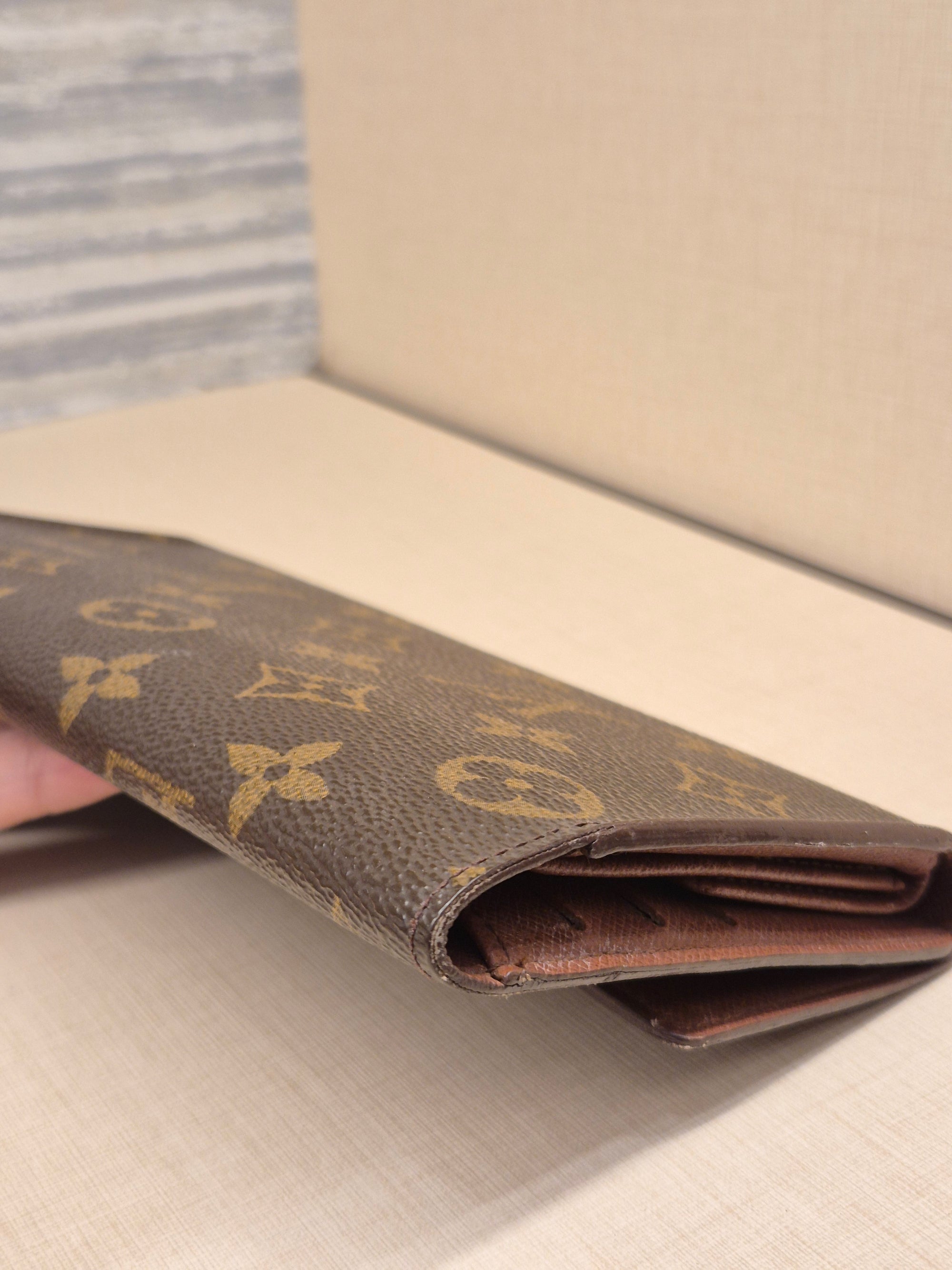 Louis Vuitton Sarah Long Wallet Monogram