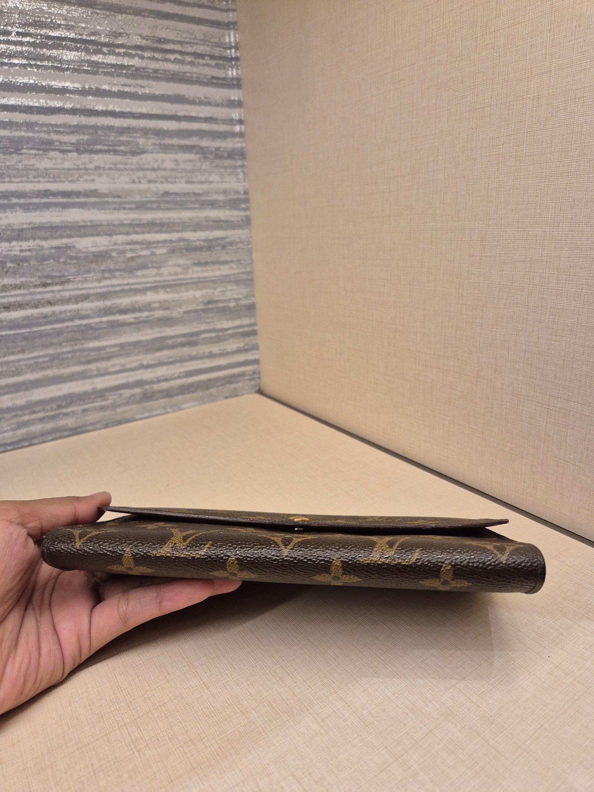 Louis Vuitton Sarah Long Wallet Monogram
