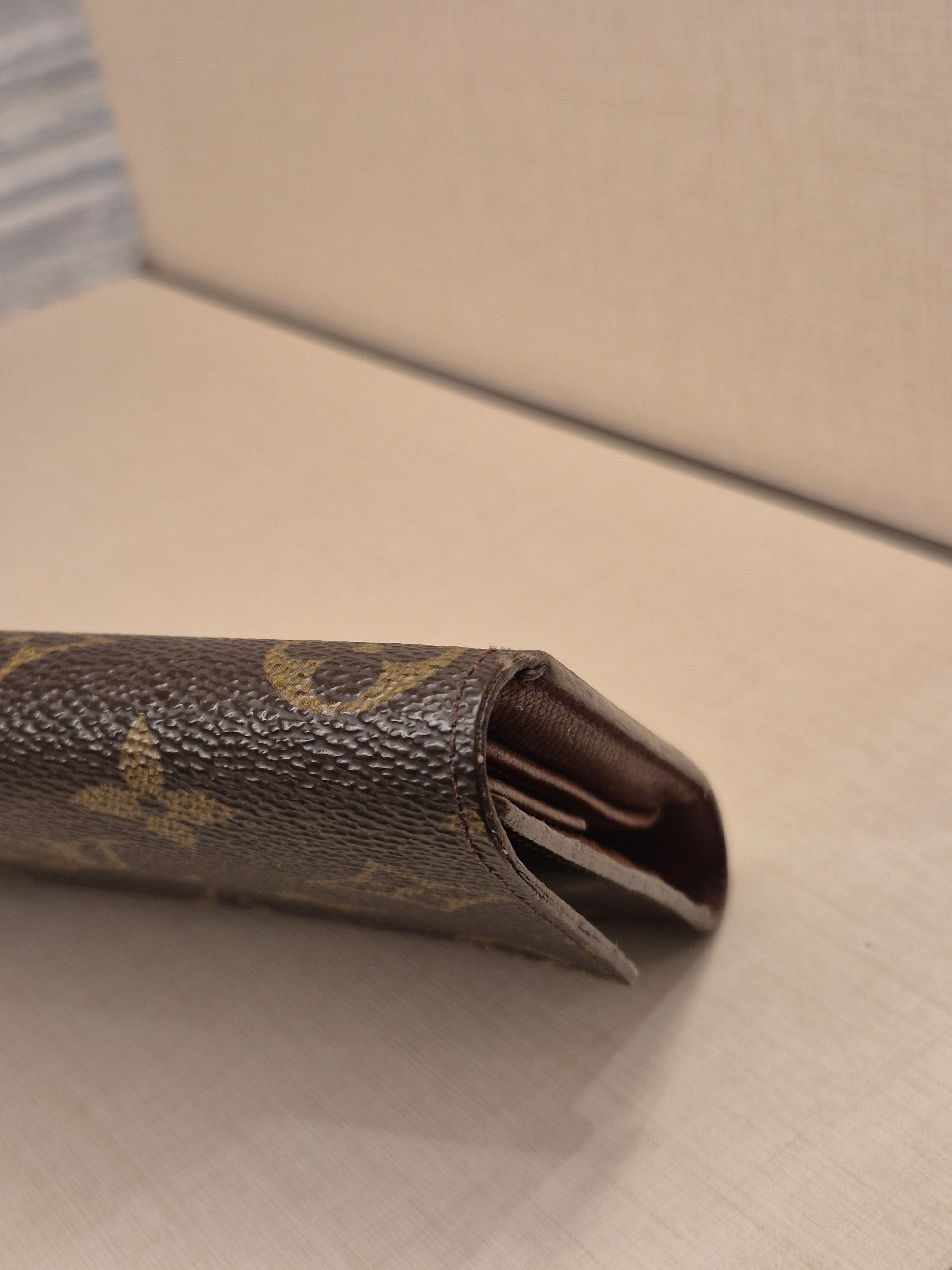 Louis Vuitton Sarah Long Wallet Monogram