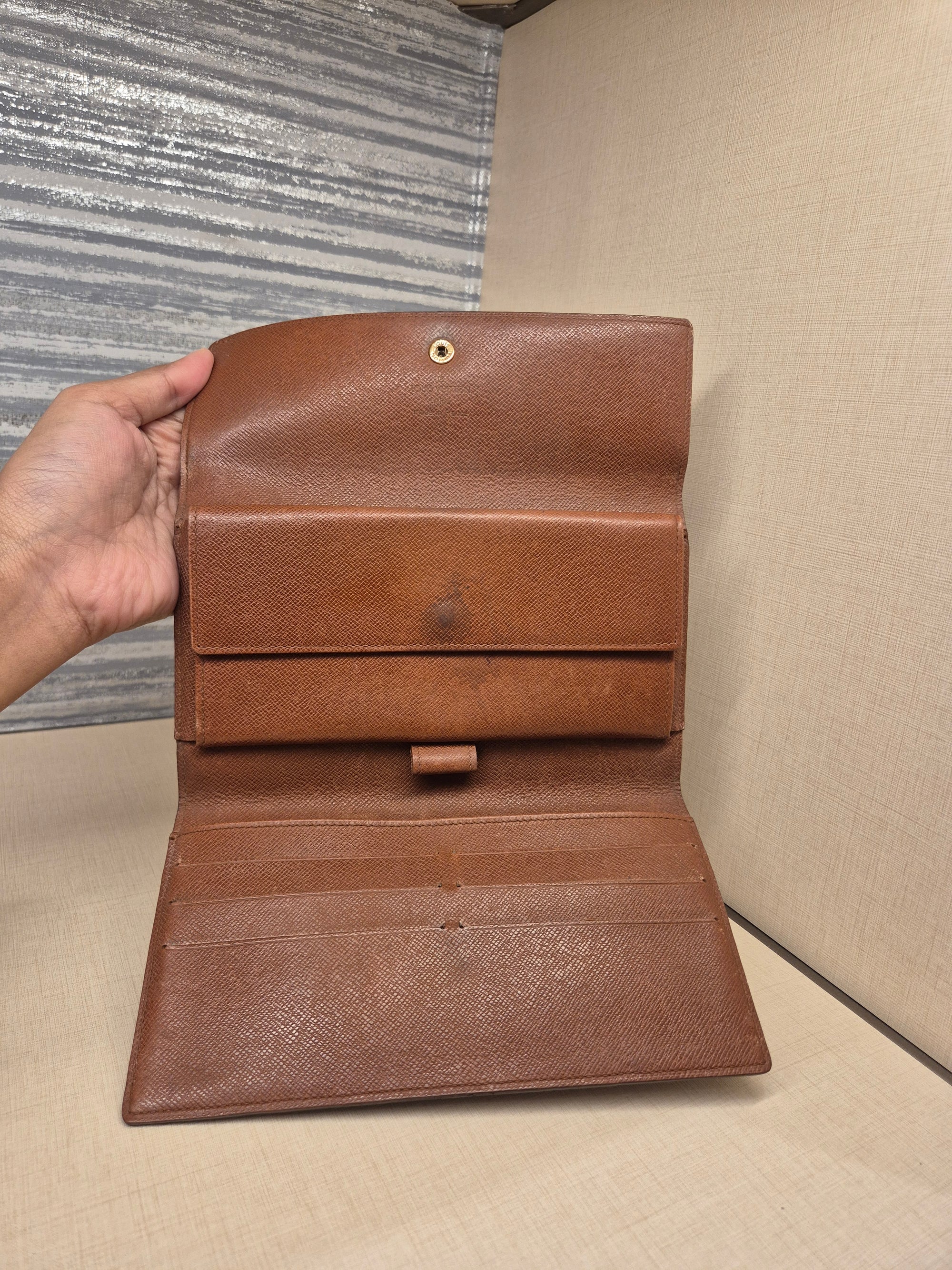 Louis Vuitton Sarah Long Wallet Monogram