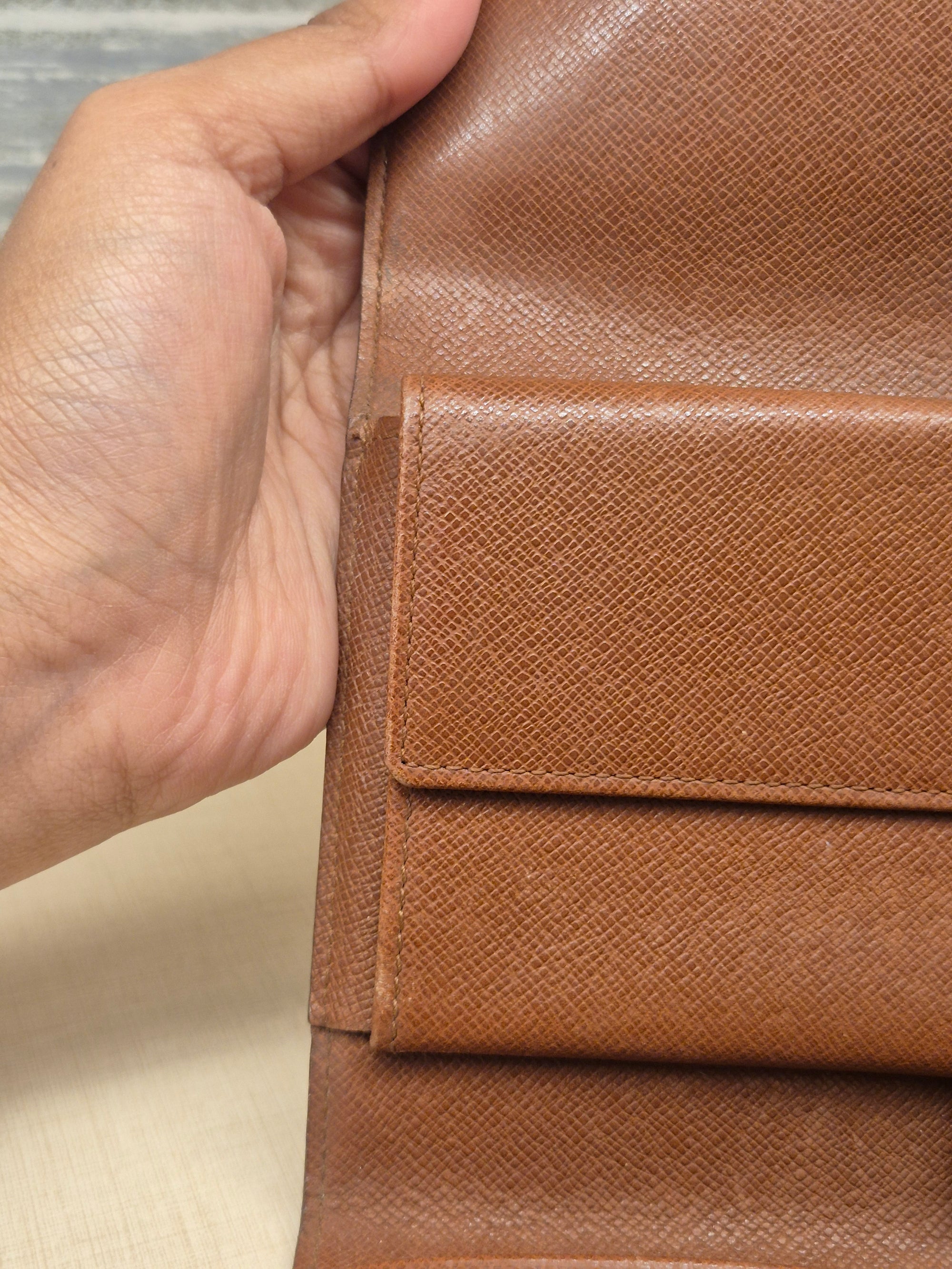 Louis Vuitton Sarah Long Wallet Monogram