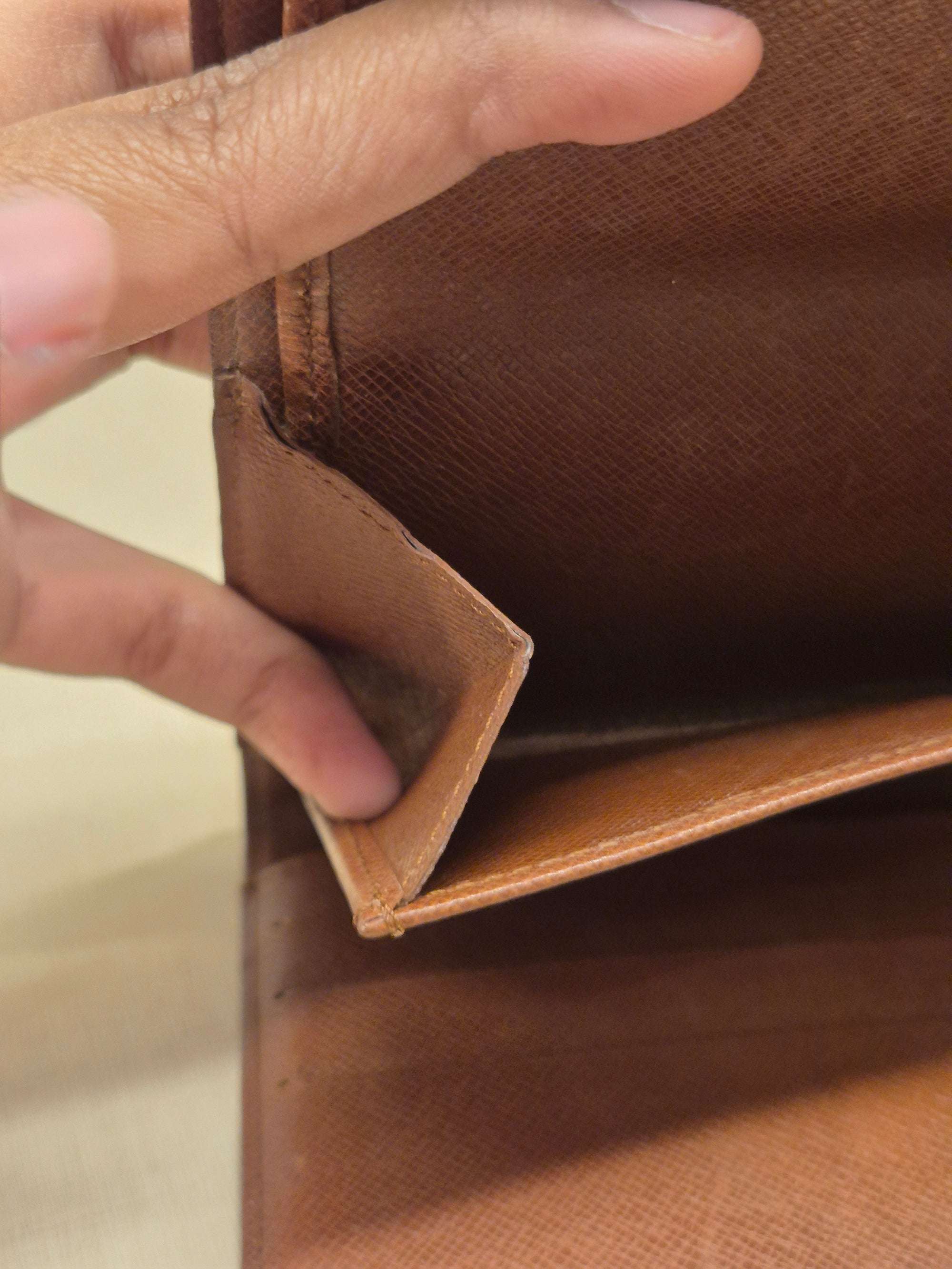 Louis Vuitton Sarah Long Wallet Monogram