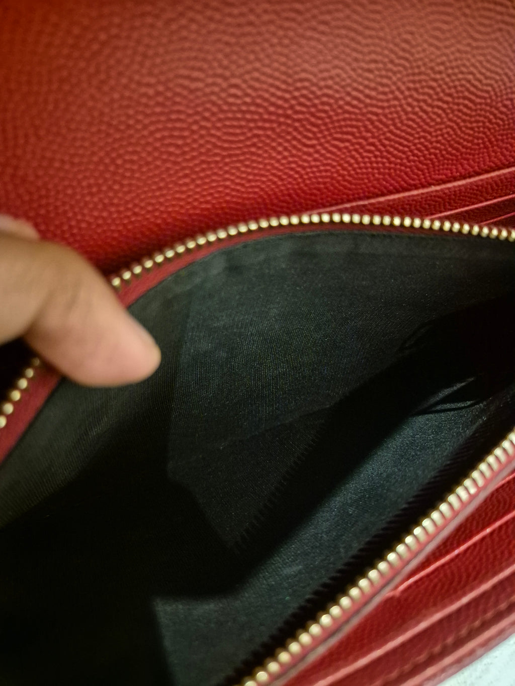 Saint Laurent Wallet On Chain 22