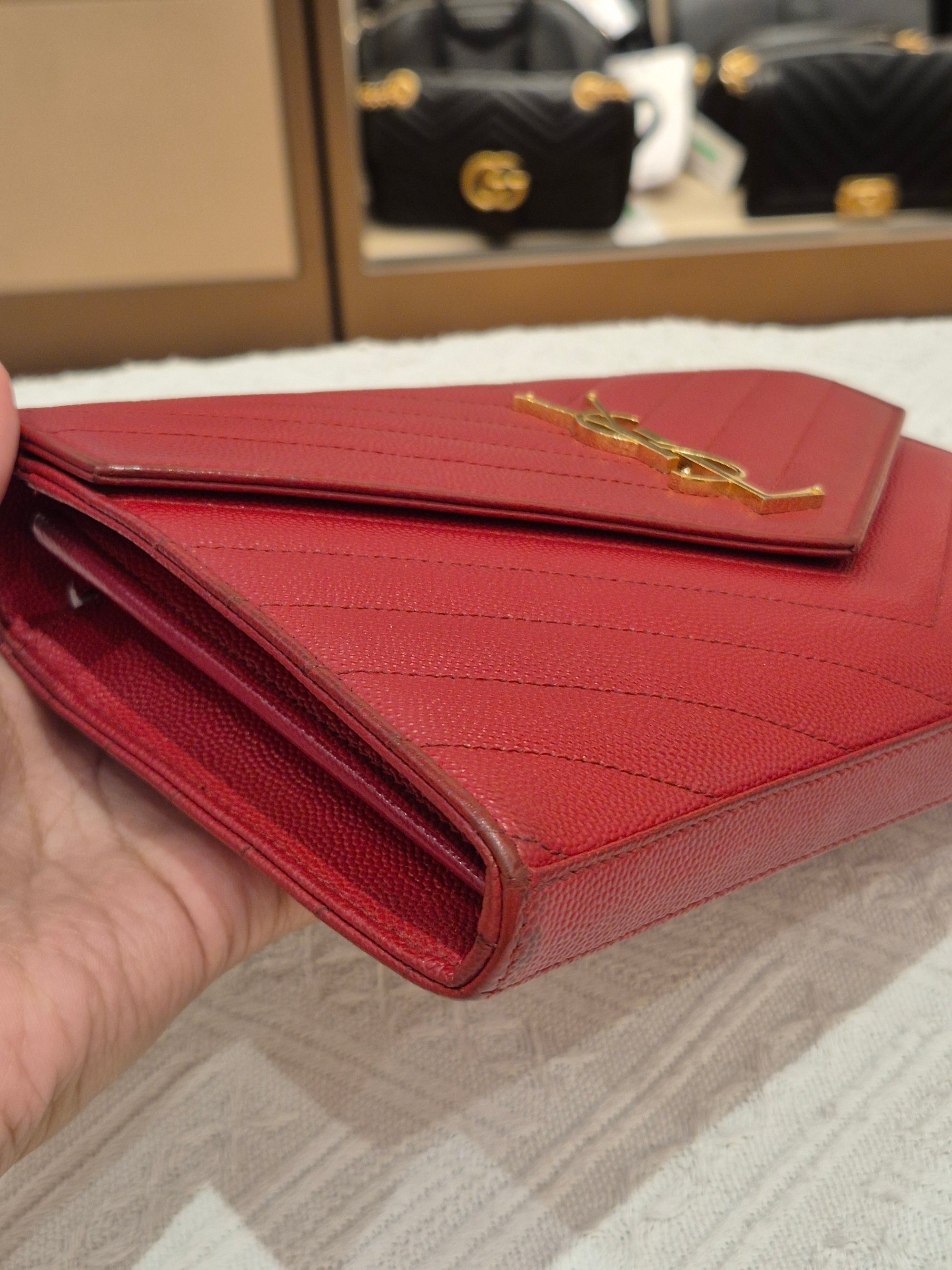 Saint Laurent Wallet On Chain 22