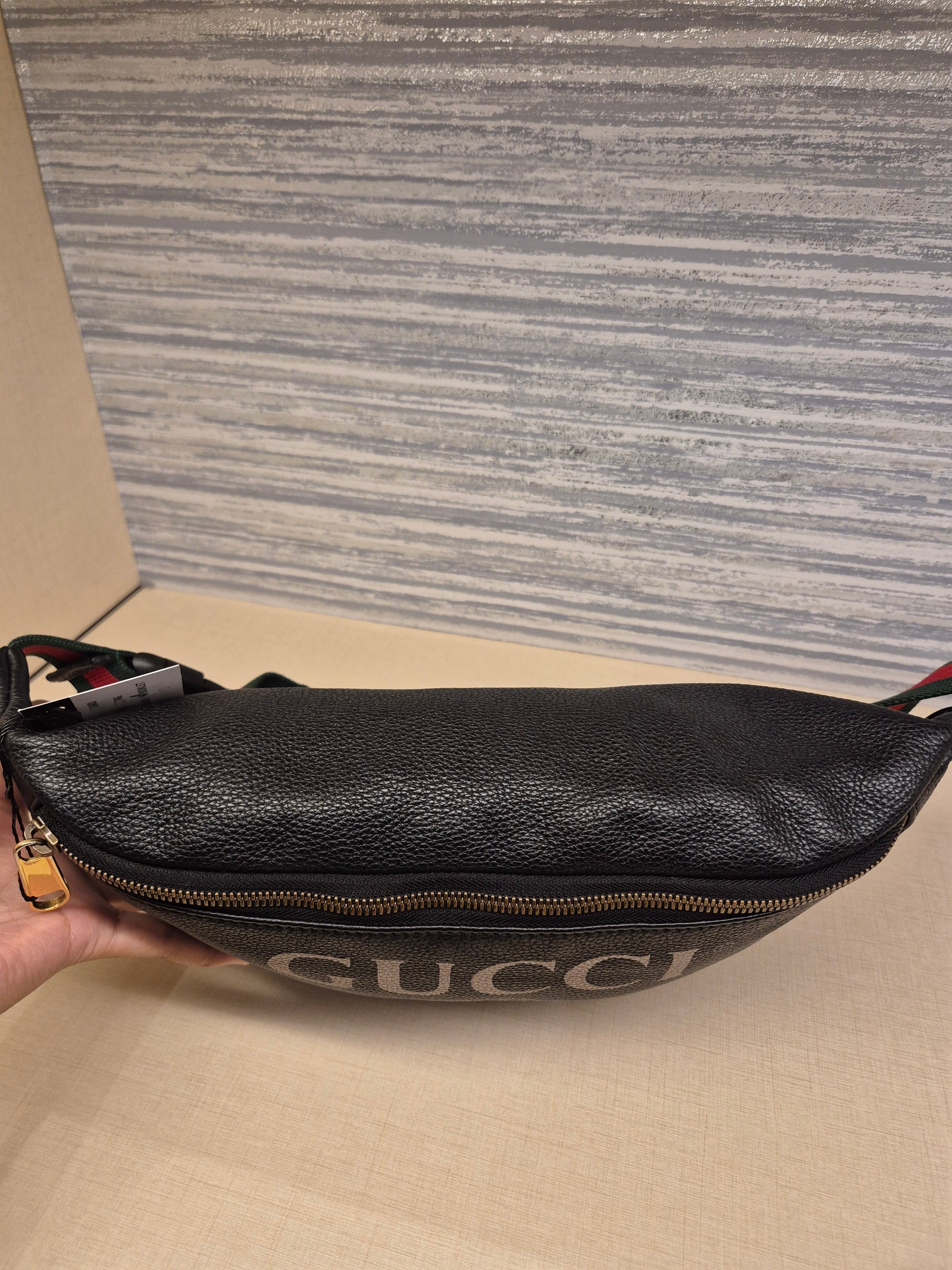 Gucci Bumbag Leather Black
