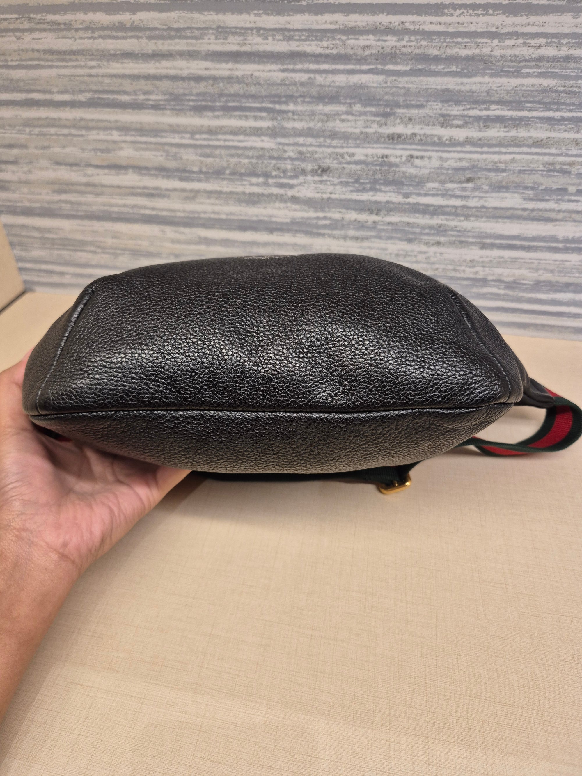 Gucci Bumbag Leather Black