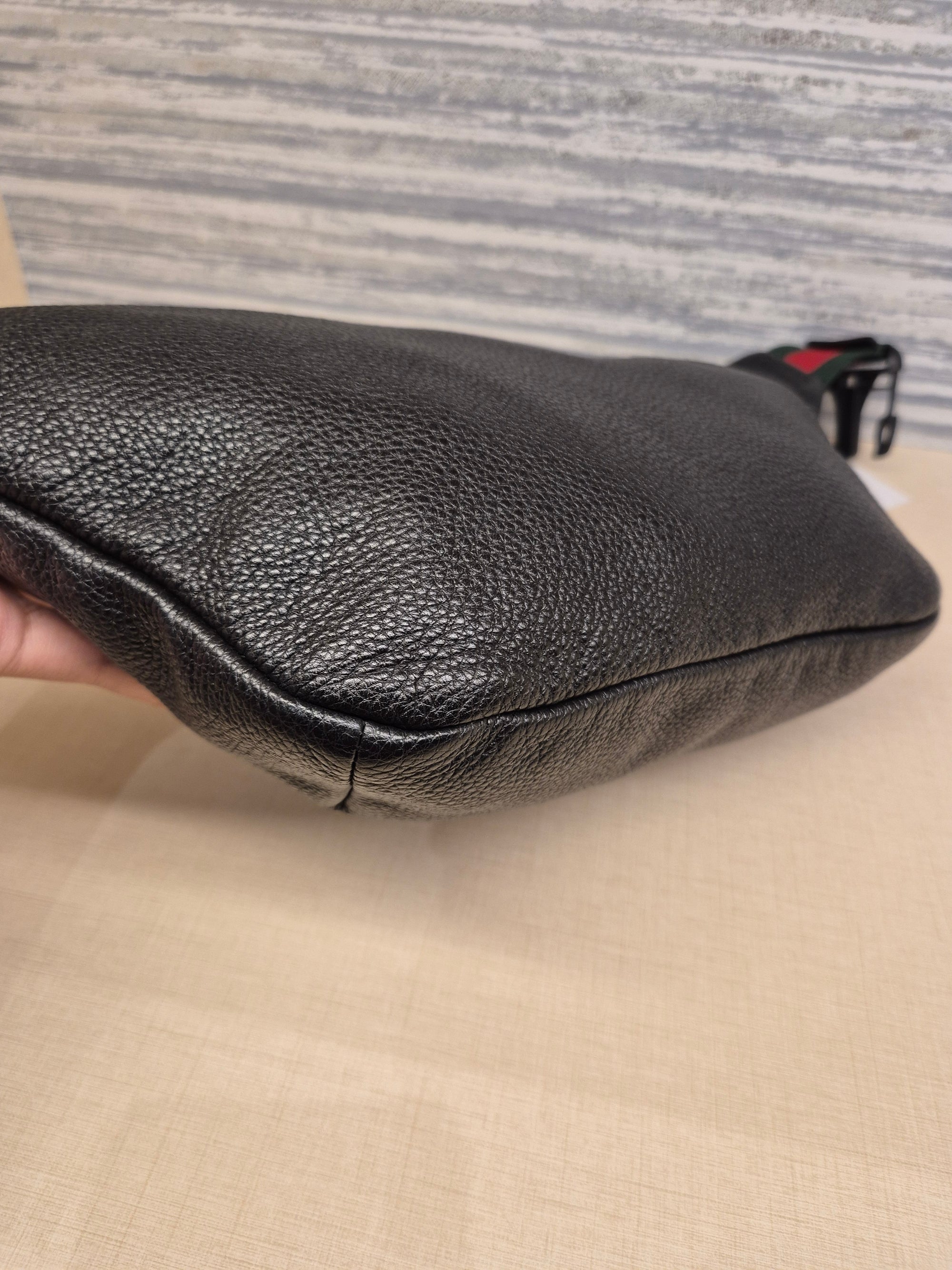 Gucci Bumbag Leather Black