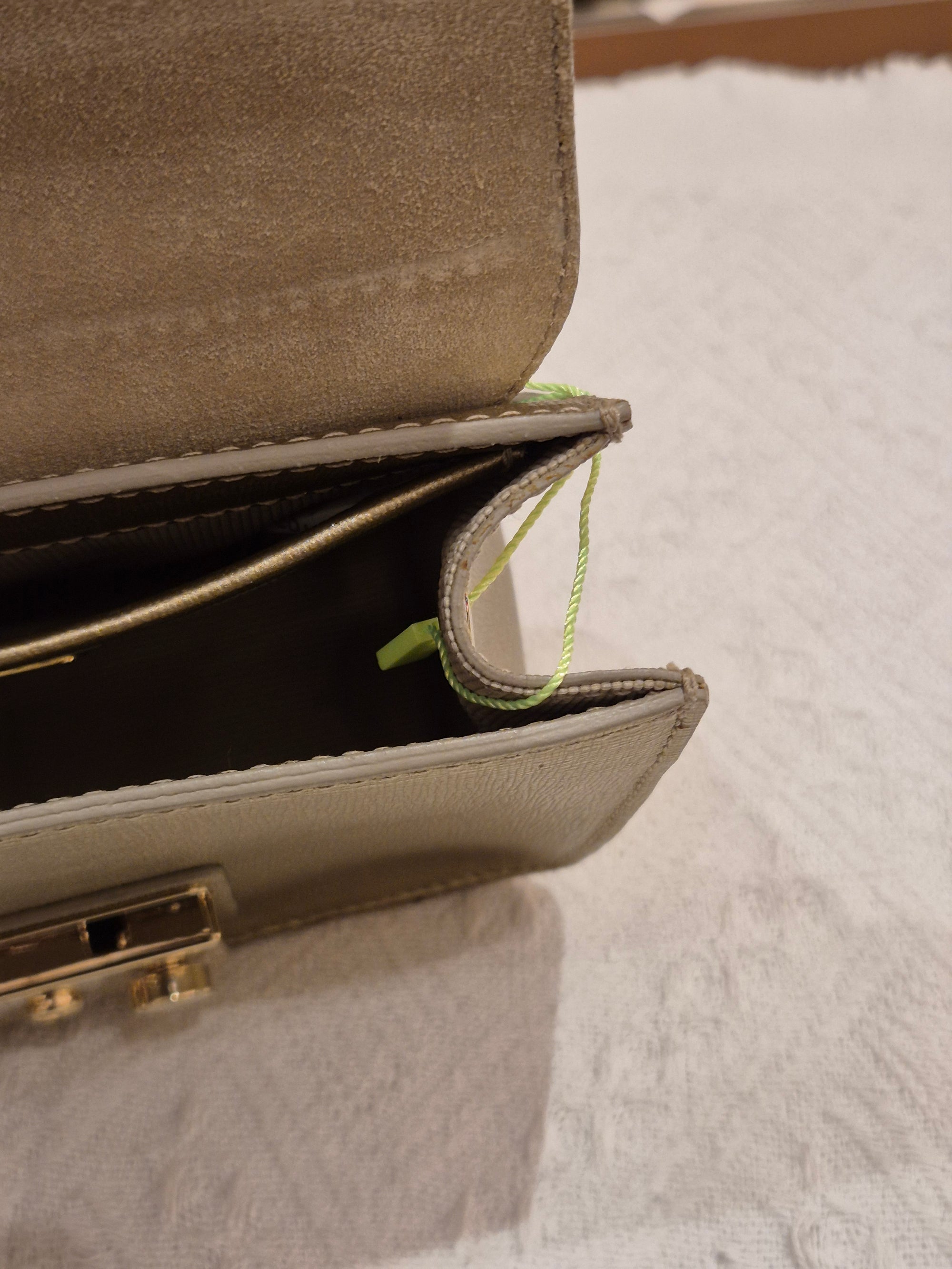 Furla Metrop Mini Gold