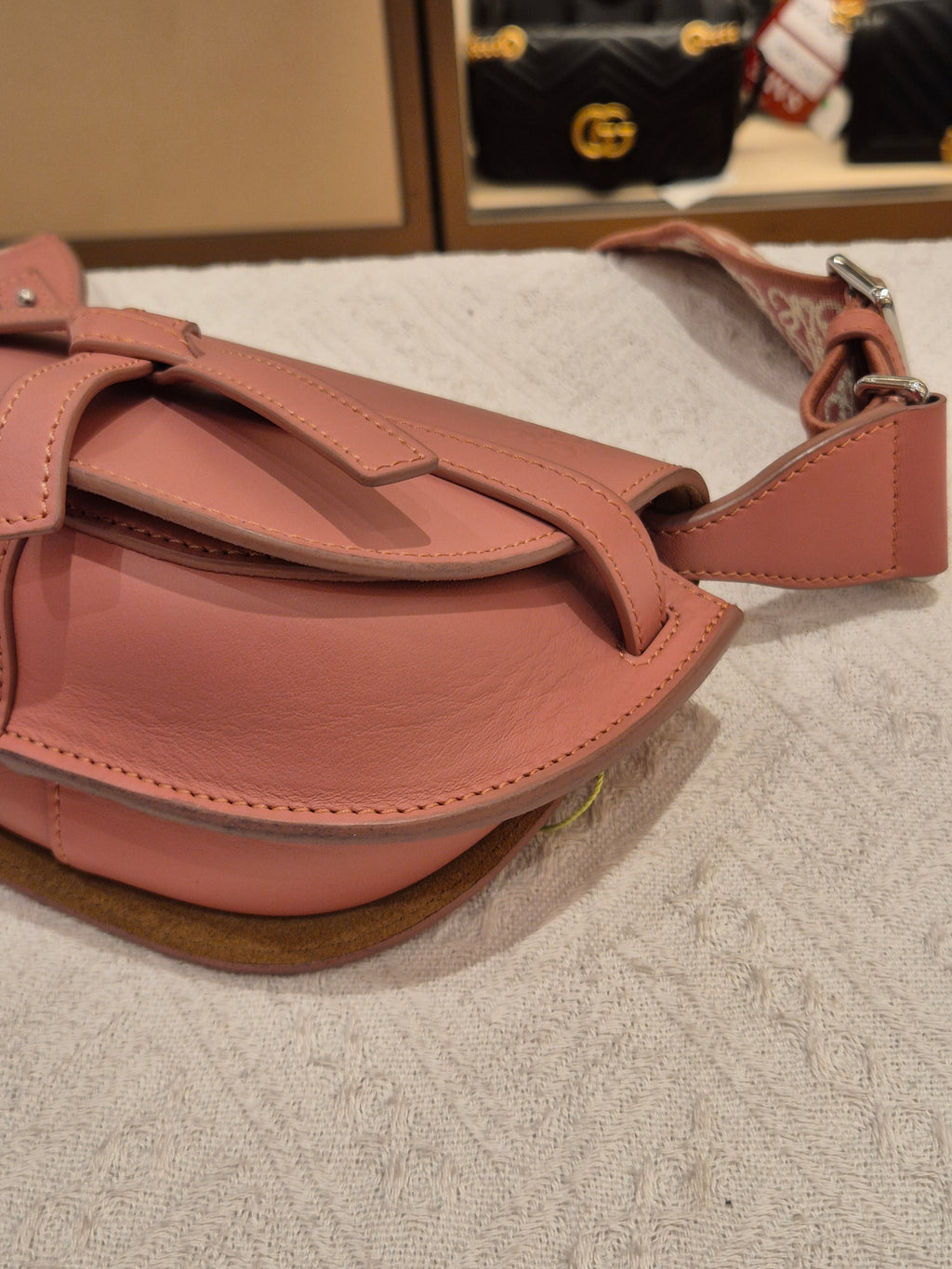 Loewe Mini Gate Plumrose
