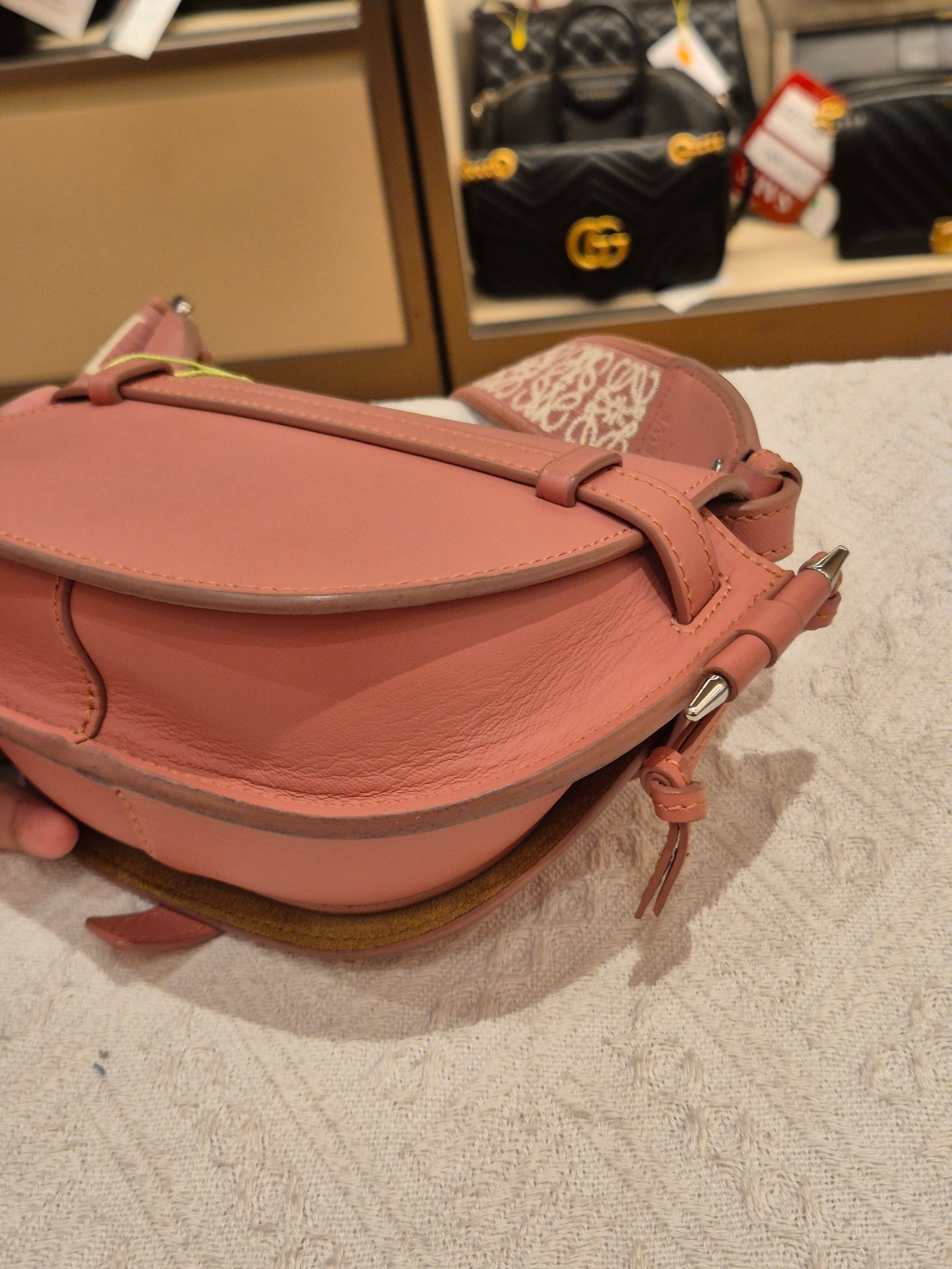Loewe Mini Gate Plumrose