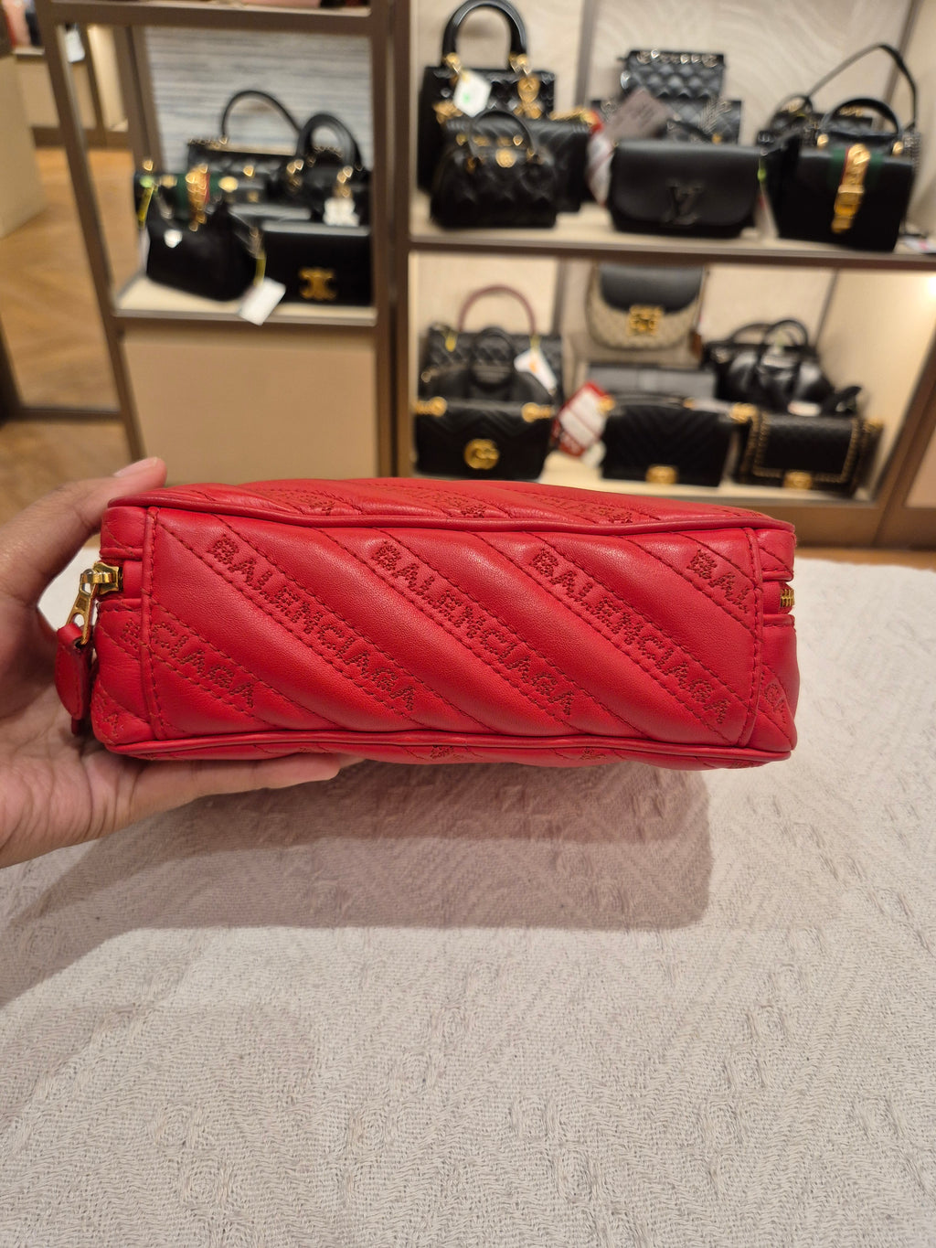 Balenciaga Blanket Reporter red