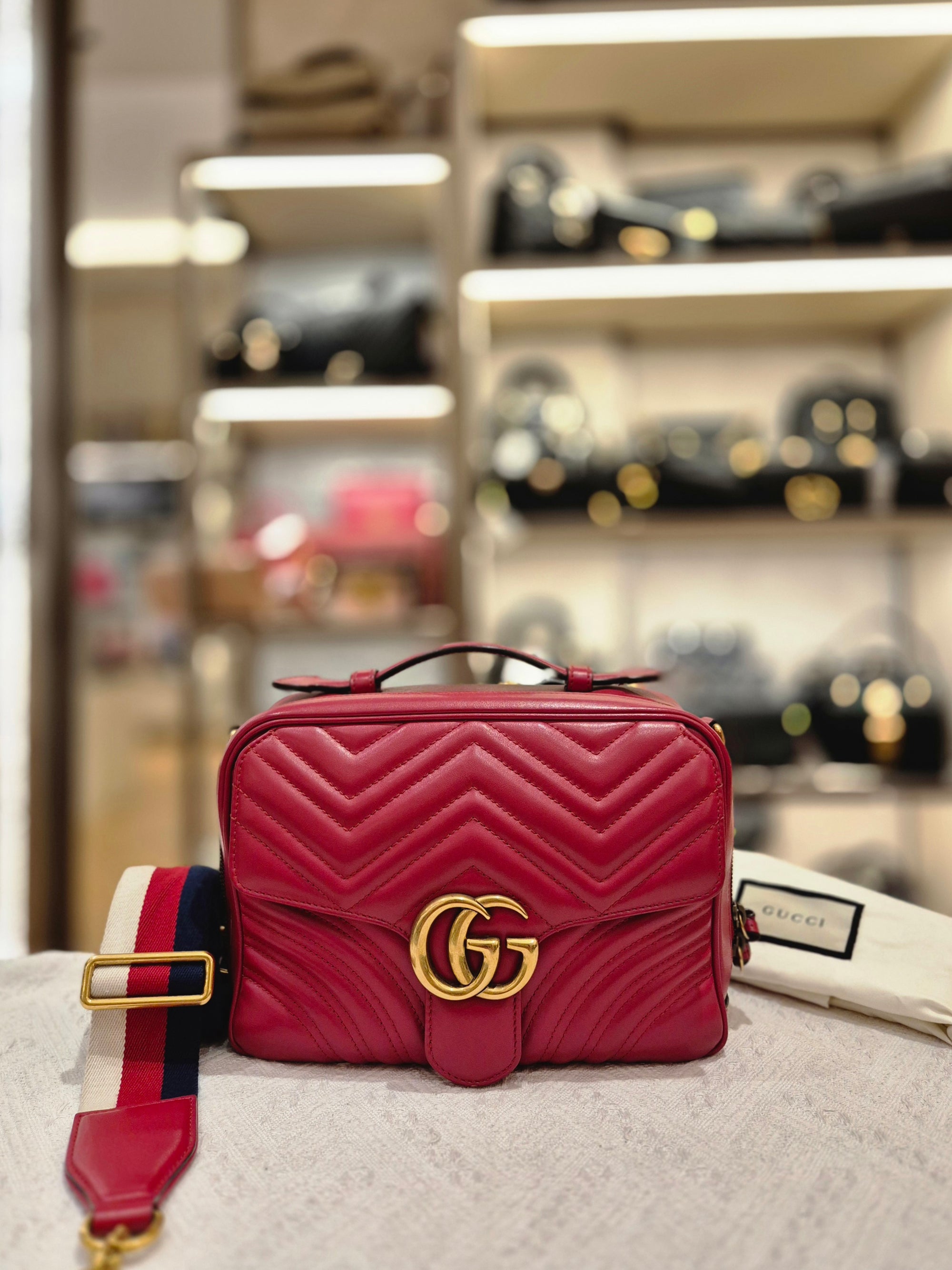 Gucci Marmont Top Handle Red