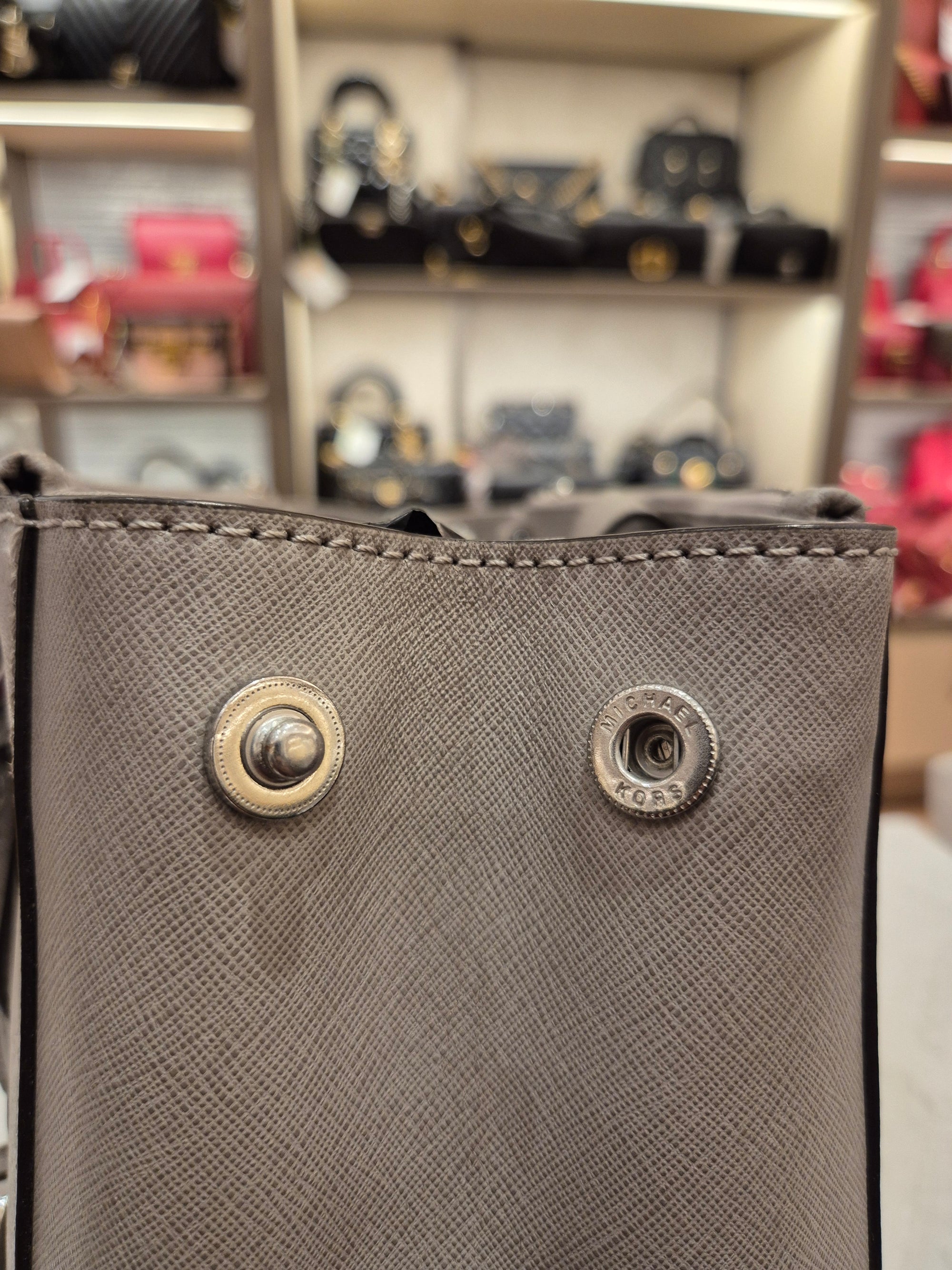 Michael Kors Sutton Medium
