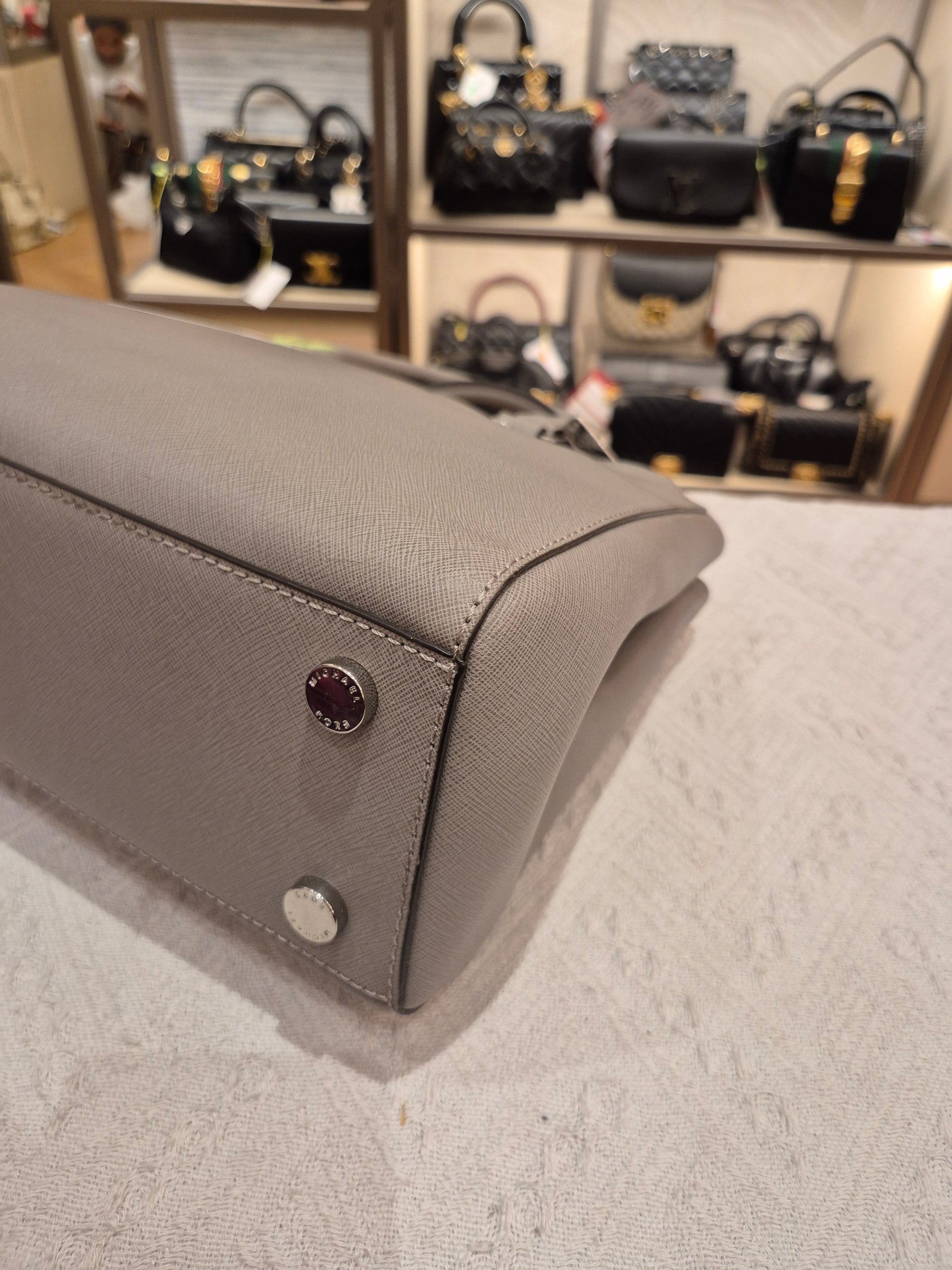 Michael Kors Sutton Medium