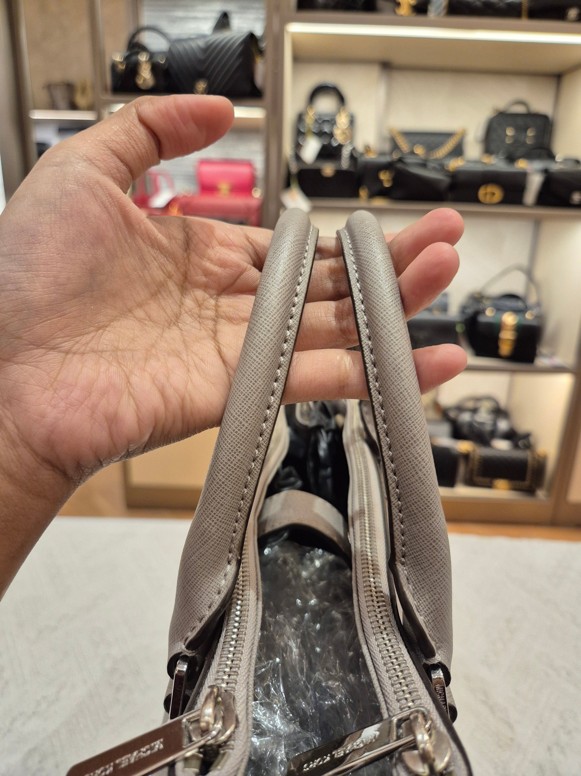 Michael Kors Sutton Medium