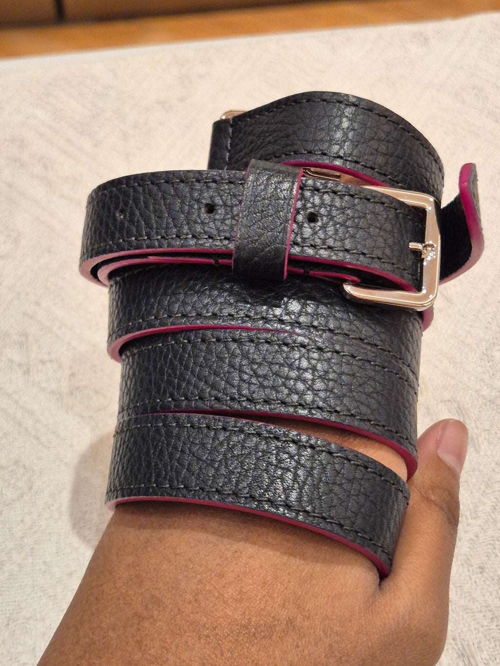 Louis Vuitton Capucines MM Black Fuschia
