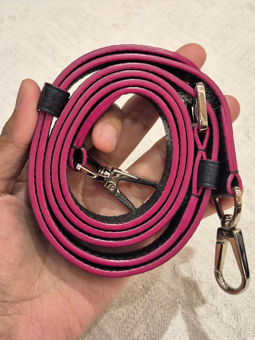 Louis Vuitton Capucines MM Black Fuschia