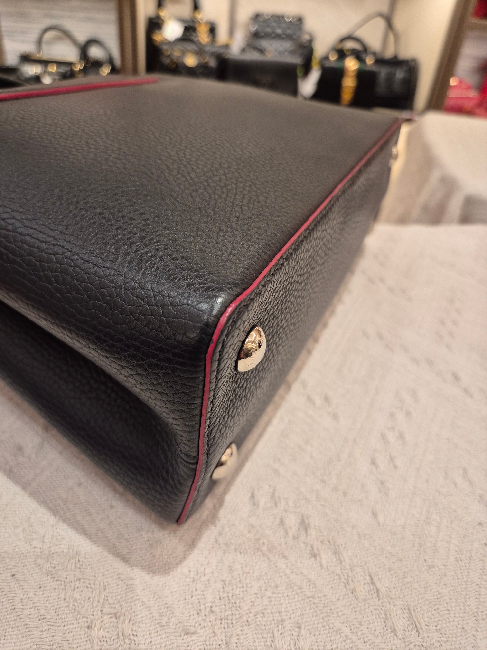 Louis Vuitton Capucines MM Black Fuschia