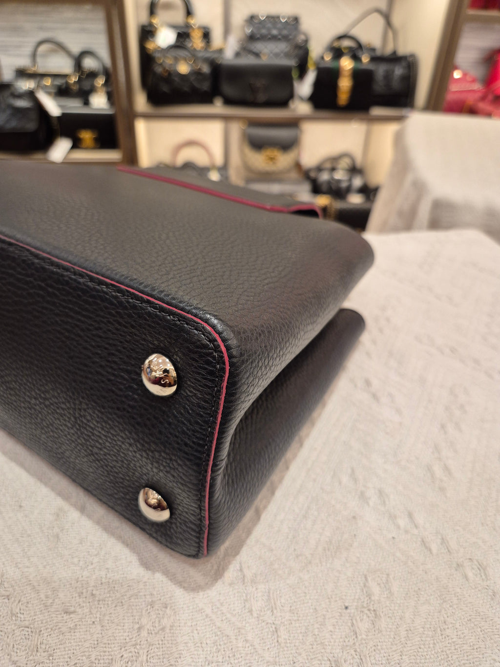 Louis Vuitton Capucines MM Black Fuschia