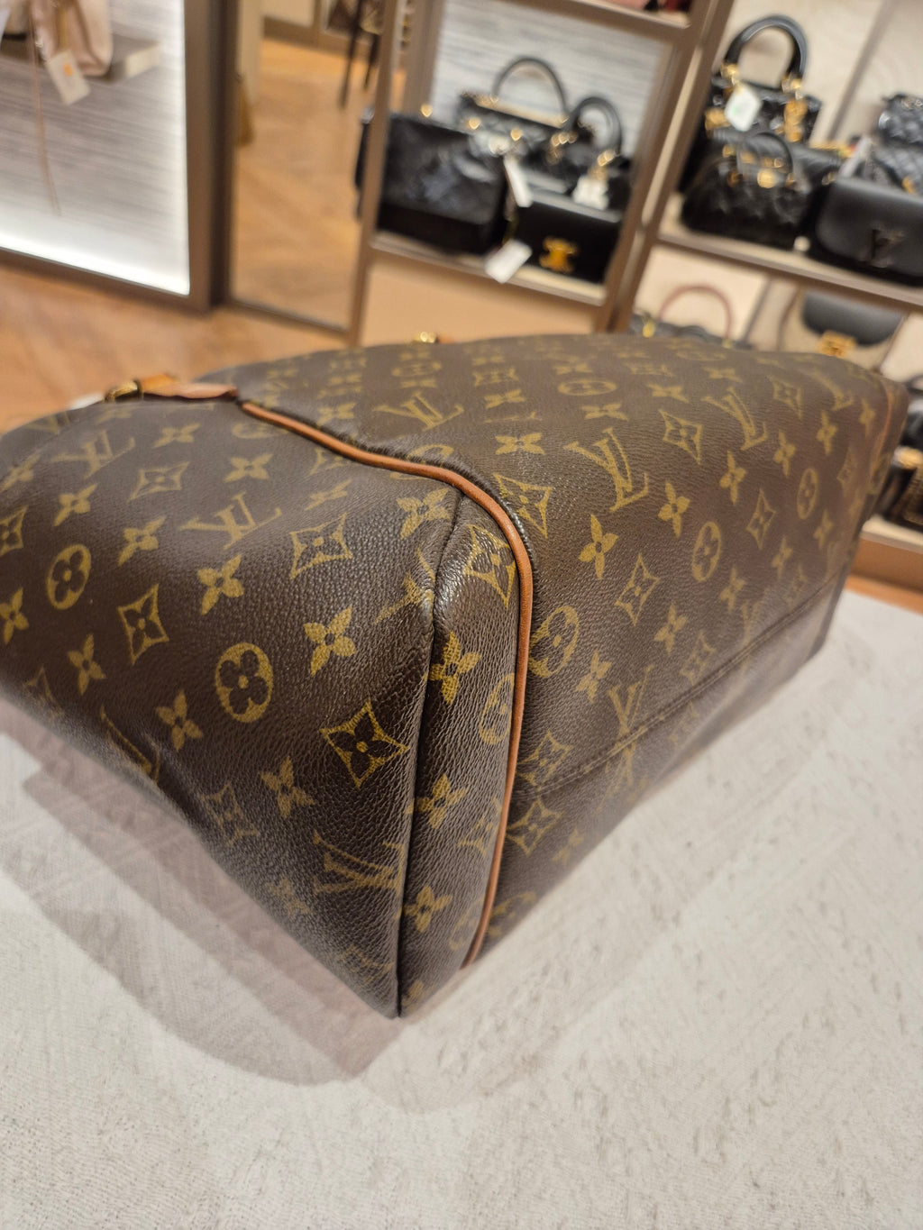Louis Vuitton Totally MM Monogram