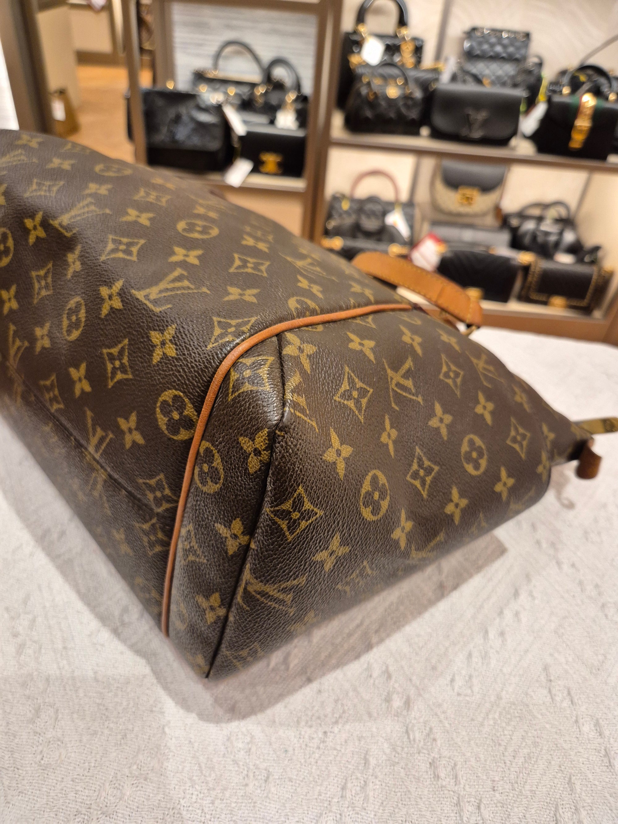 Louis Vuitton Totally MM Monogram