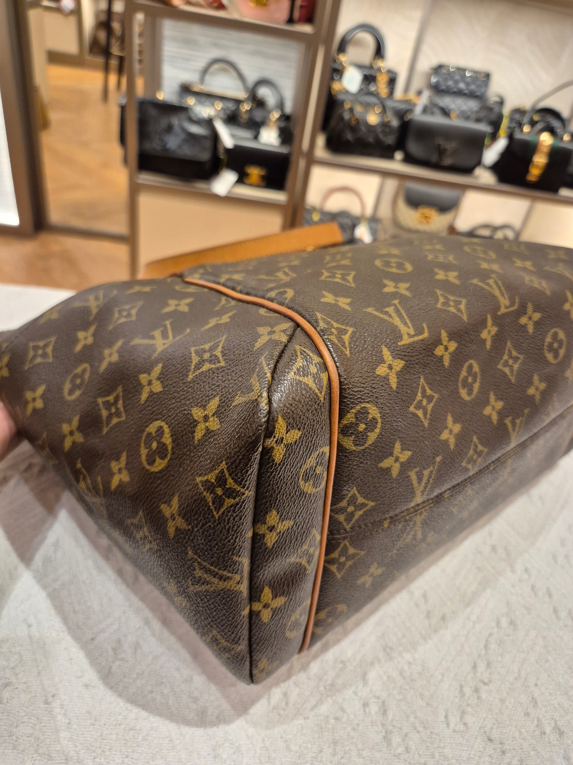 Louis Vuitton Totally MM Monogram