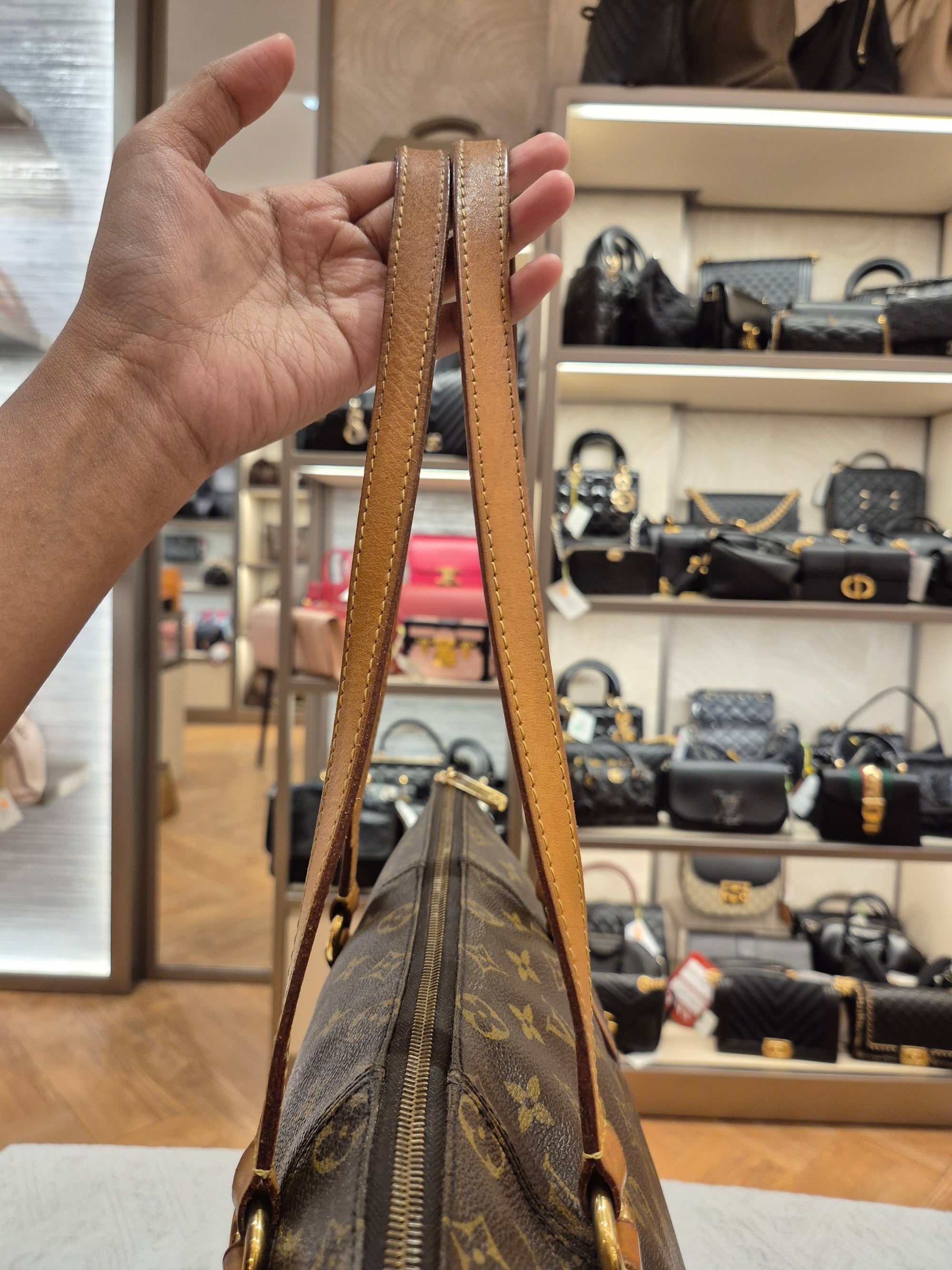 Louis Vuitton Totally MM Monogram