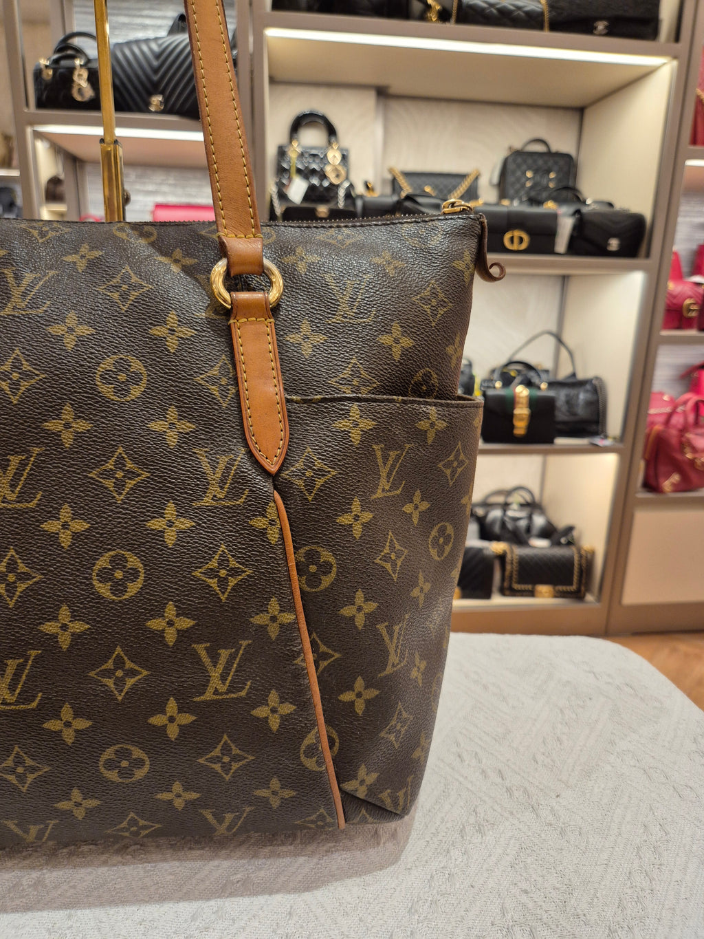 Louis Vuitton Totally MM Monogram