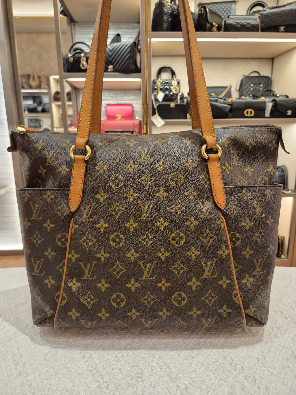 Louis Vuitton Totally MM Monogram