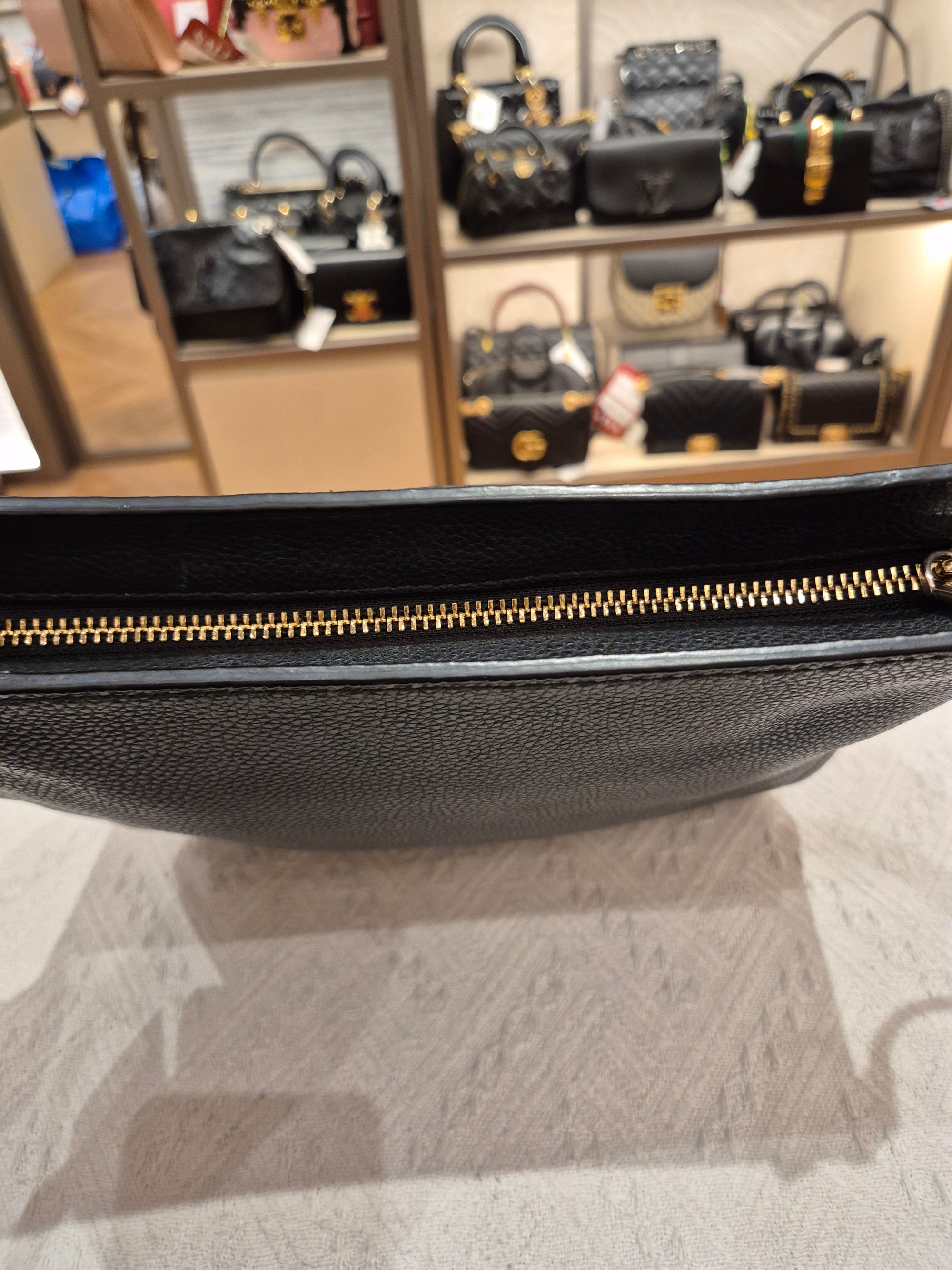 Kate Spade Hamsley Sling Leather Black