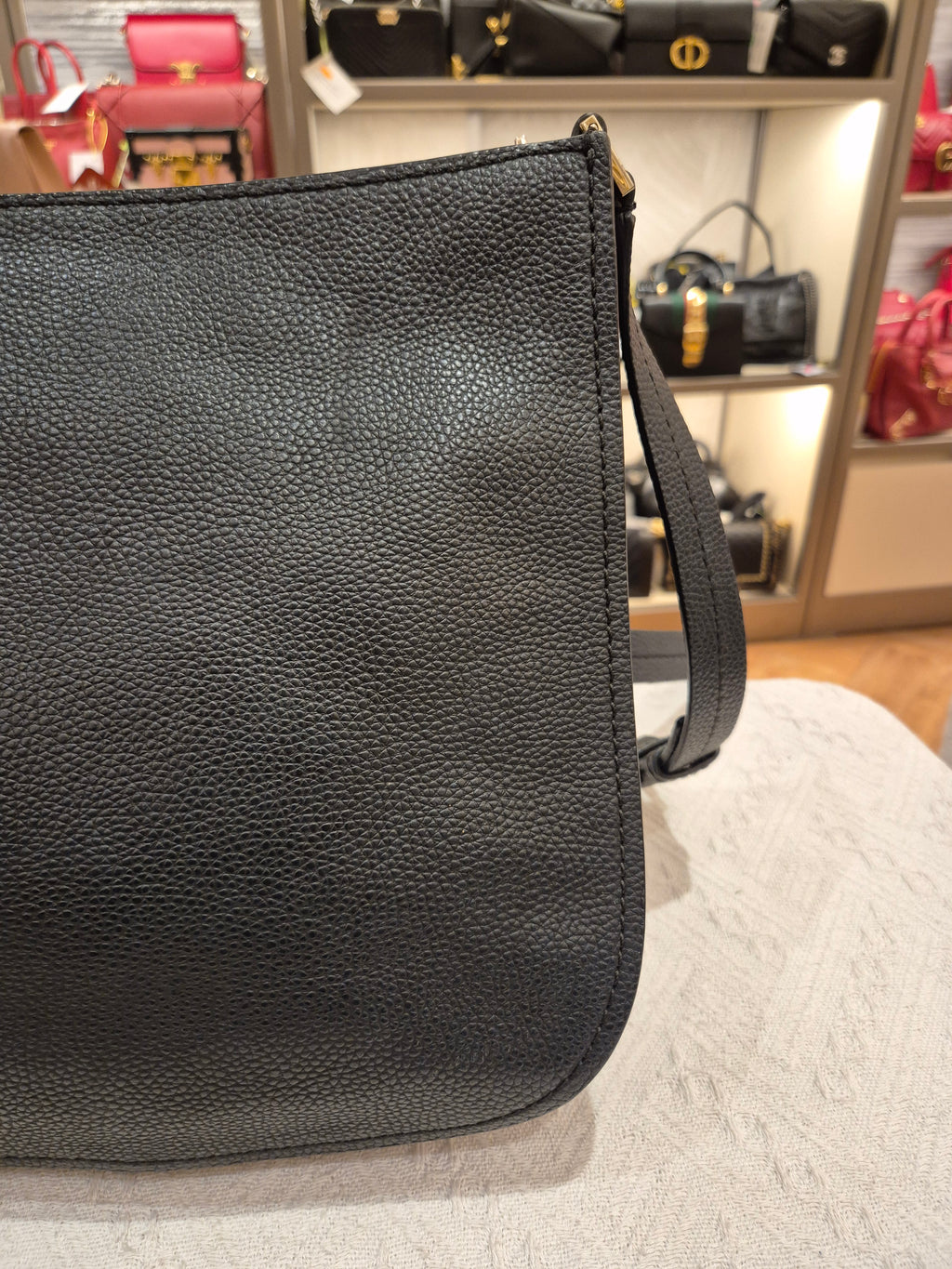 Kate Spade Hamsley Sling Leather Black