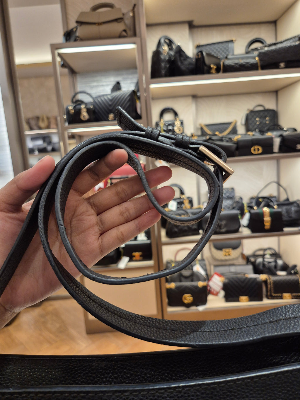 Kate Spade Hamsley Sling Leather Black
