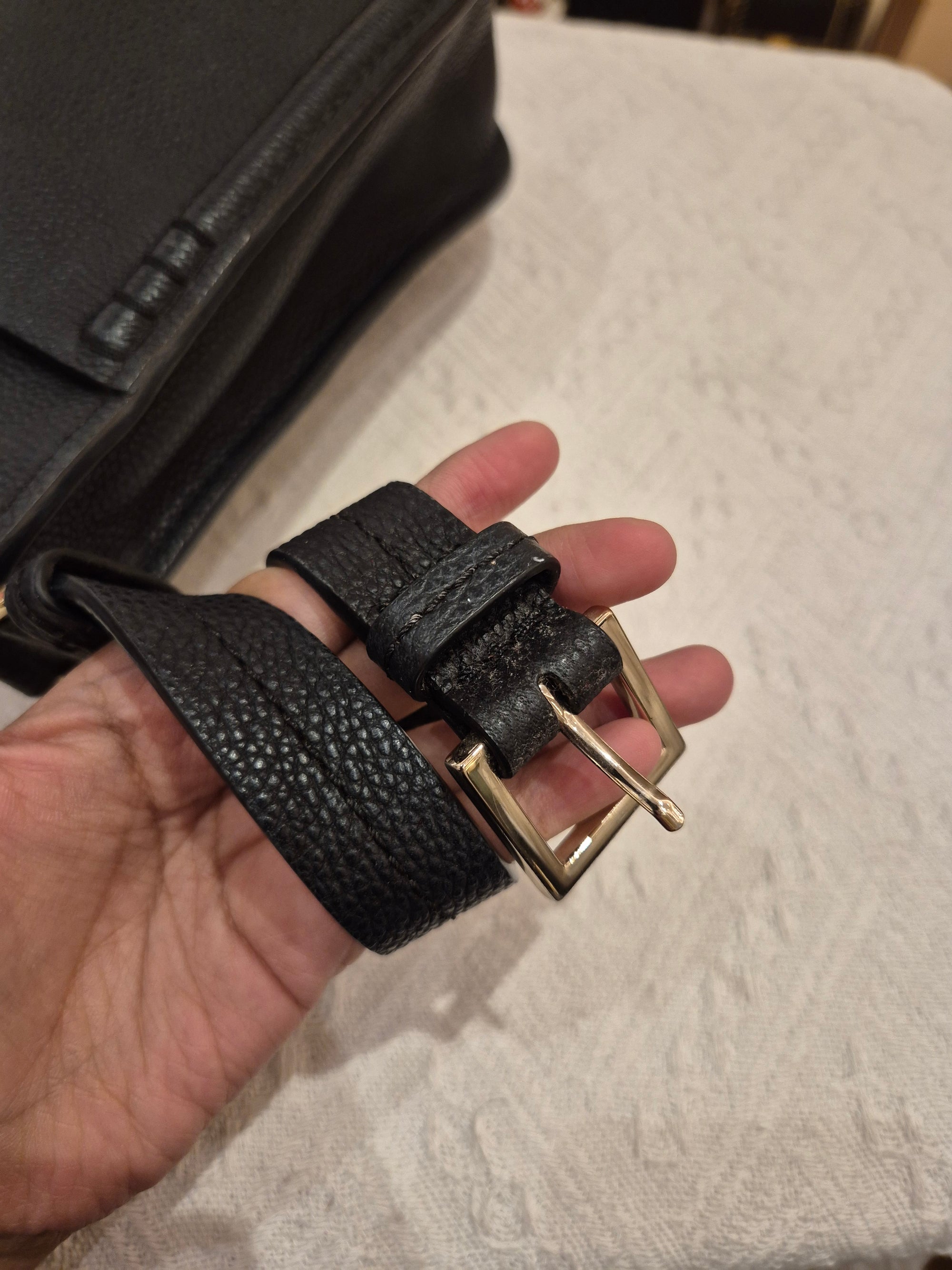 Kate Spade Hamsley Sling Leather Black