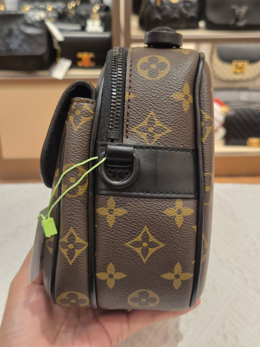 Louis Vuitton Slock Mess Monogram Black