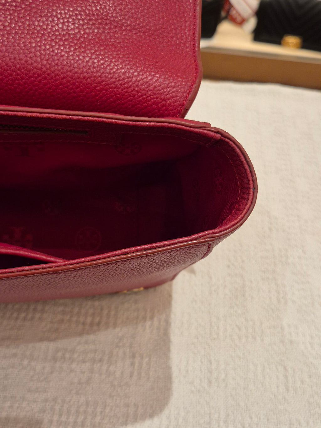 Tory Burch Britten Flap Red