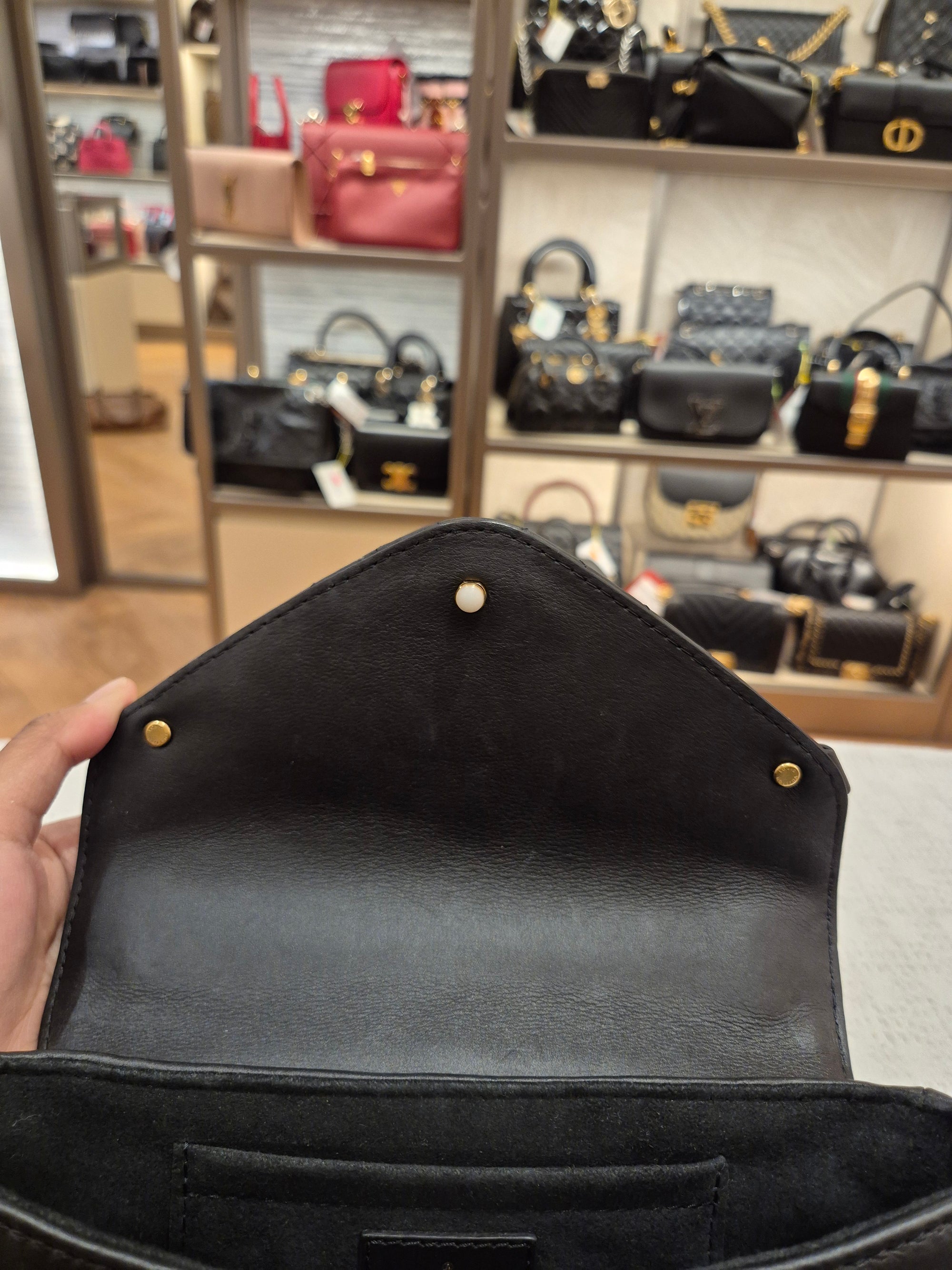Louis Vuitton New Wave Chain Black